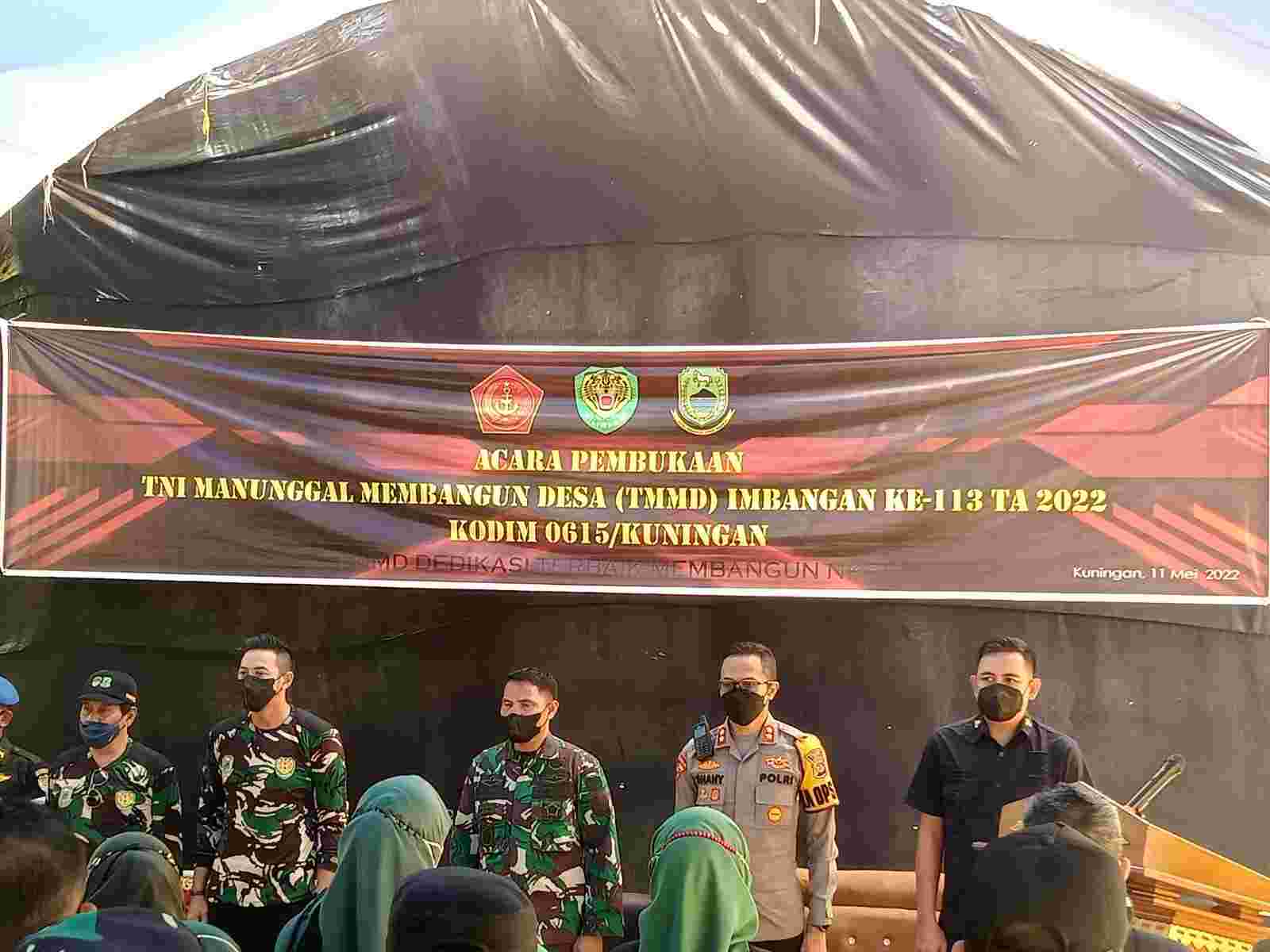 Wabup Kuningan Buka TMMD Imbangan Tahun 2022 di Desa Tugumulya Wabup Kuningan Buka TMMD Imbangan Tahun 2022 di Desa Tugumulya