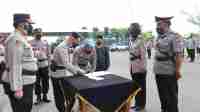 Kapolres Serang Pimpin Upacara Serah Terima Jabatan Kasat Binmas Kapolres Serang Pimpin Upacara Serah Terima Jabatan Kasat Binmas