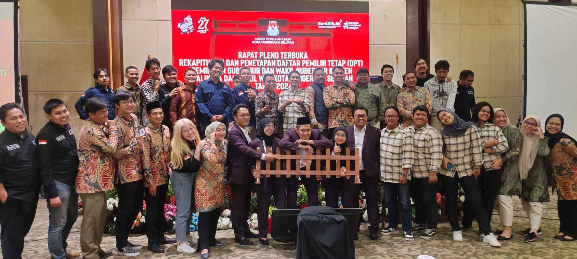 Pleno KPU Tangsel DPT Pleno KPU Tangsel DPT