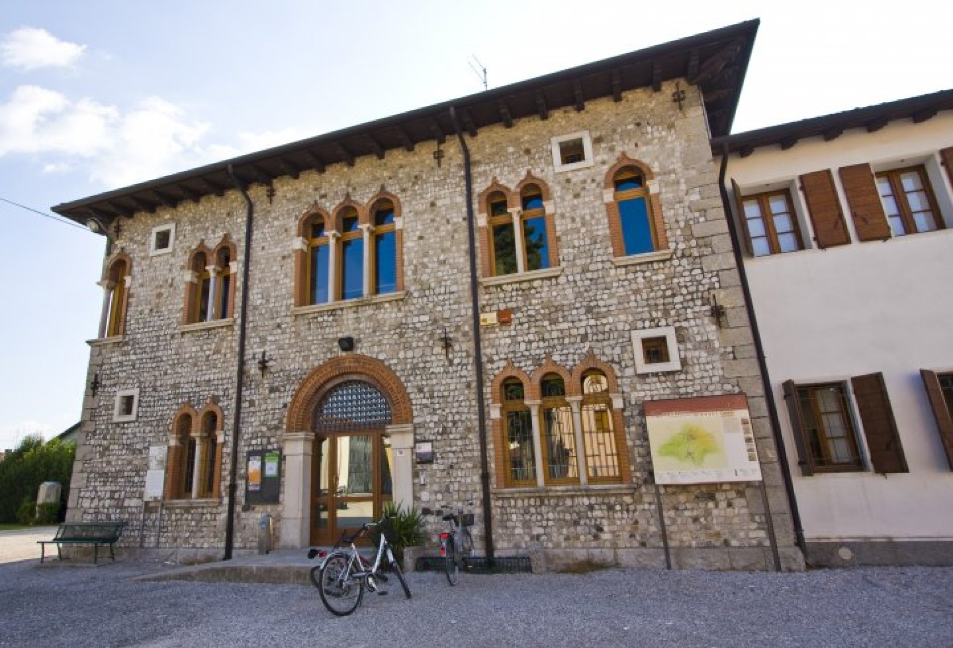 Ex canonica Biblioteca Civica Ex canonica Biblioteca Civica