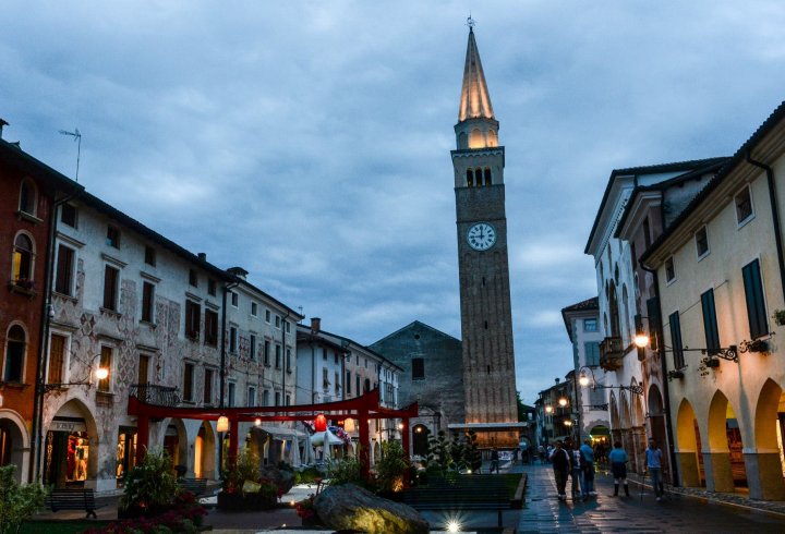 Duomo dei Santi Vito, Modesto e Crescenzia martiri Duomo dei Santi Vito, Modesto e Crescenzia martiri
