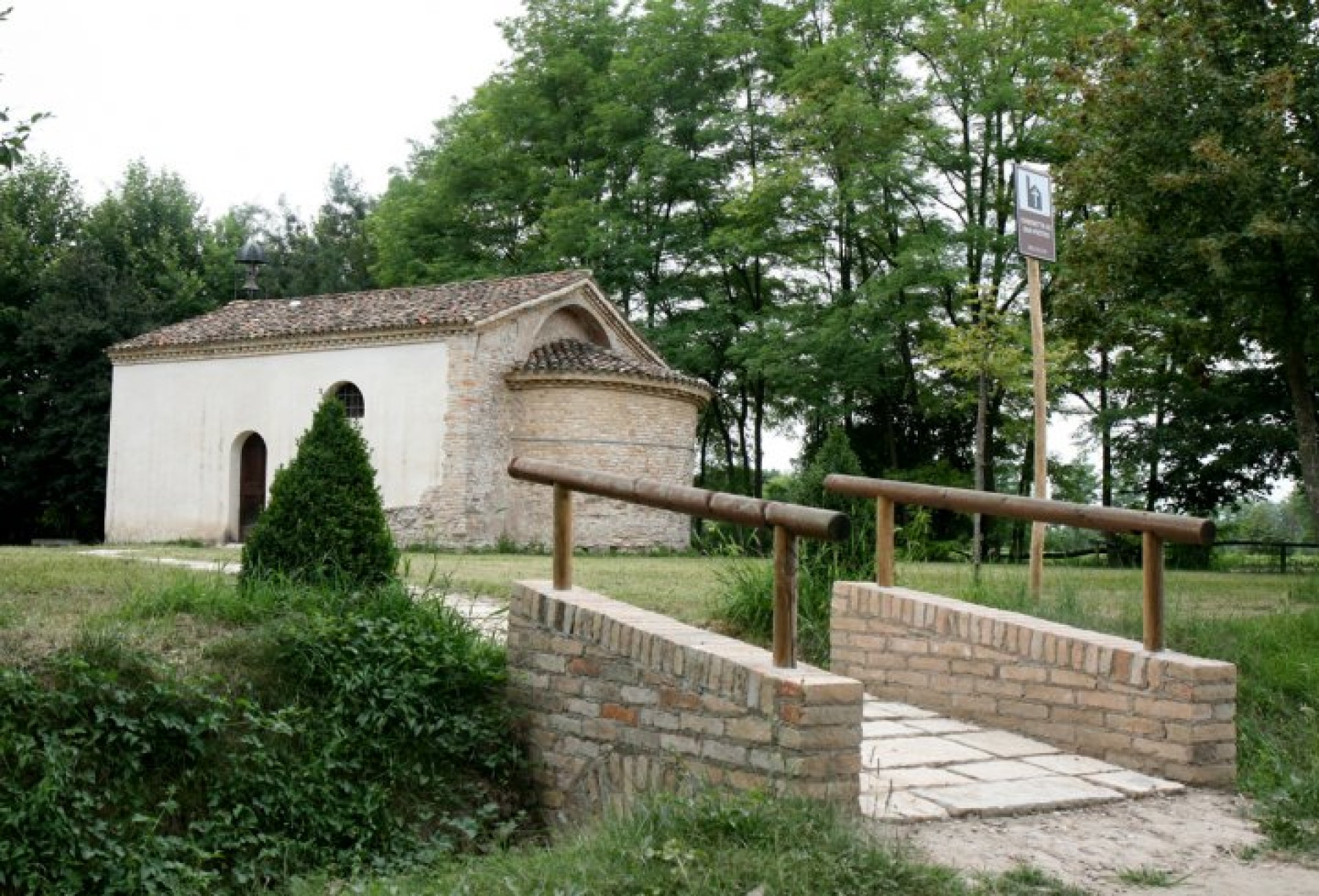 Chiesette votive nel comune di Sesto al Reghena Chiesette votive nel comune di Sesto al Reghena