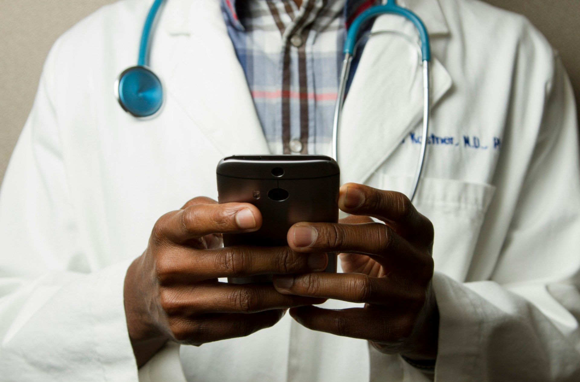 Evaluating Diversity and Stereotypes Amongst AI Generated Representations of Healthcare Providers – Frontiers Evaluating Diversity and Stereotypes Amongst AI Generated Representations of Healthcare Providers – Frontiers