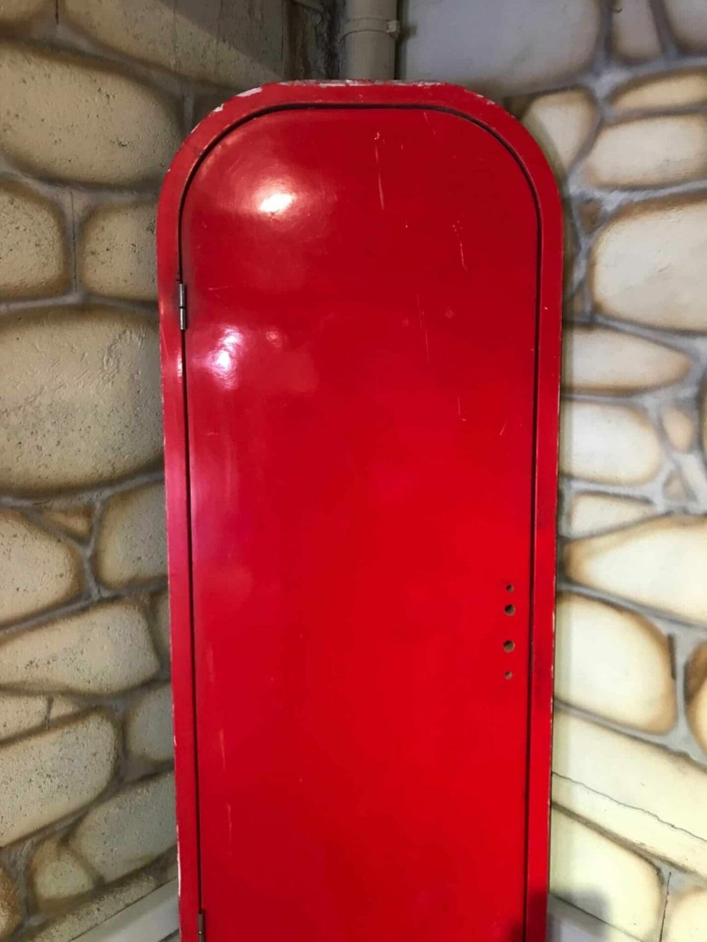 Charlotte Perriand – Porte Rouge LES ARCS 1600