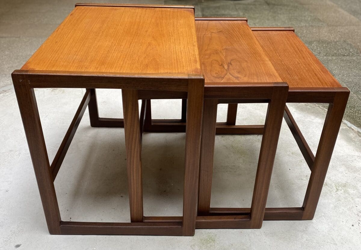 3 Tables gigognes en palissandre Occasion – Edition Mogens Kold