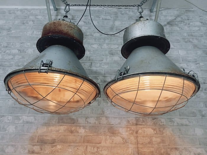 Mesko – Lampe Industrielle Loft (2) – Industrial – Acier, Aluminium, En alliage – Enchères