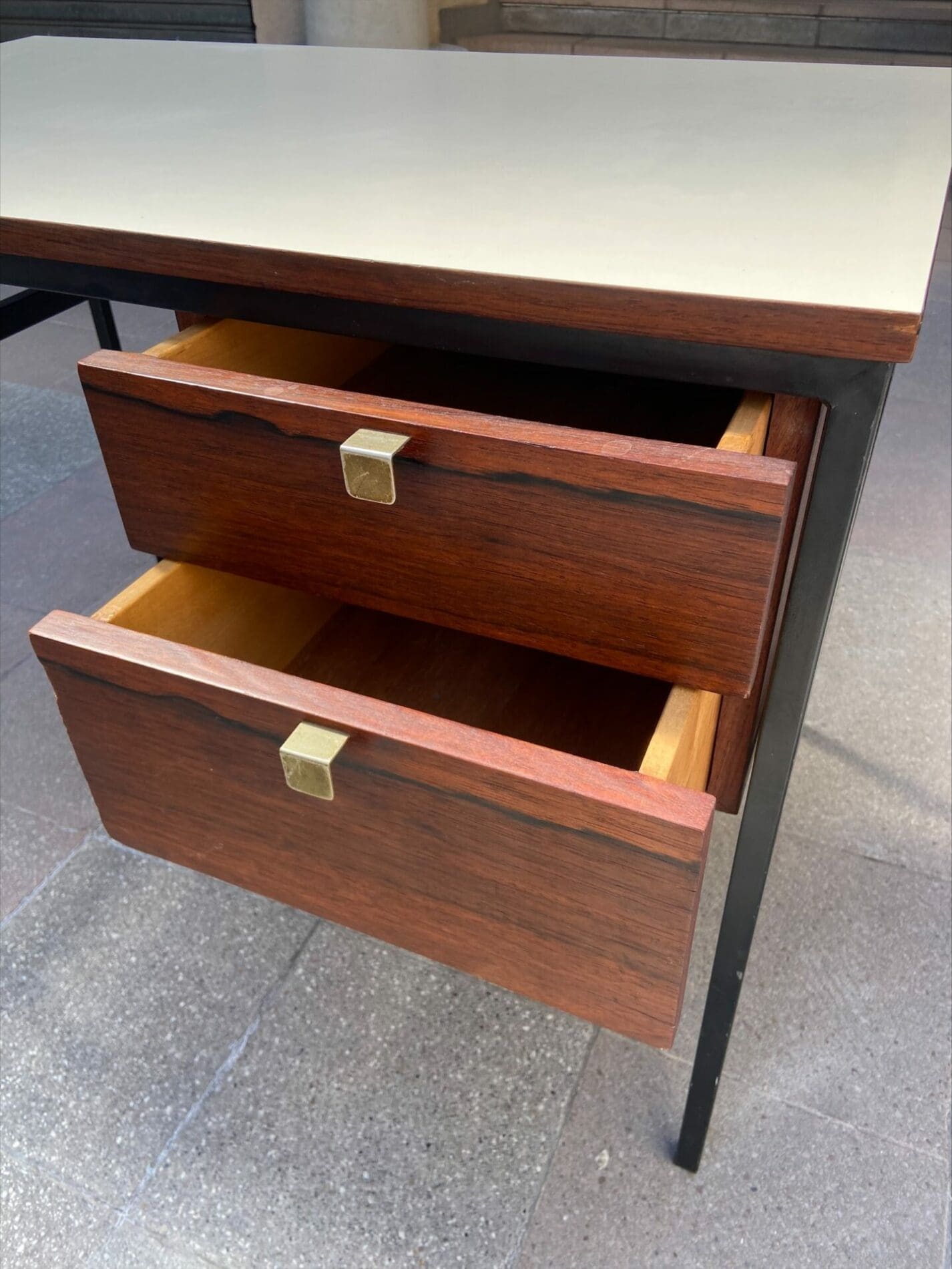 Bureau Pierre Paulin – Minvielle, Circa 1955