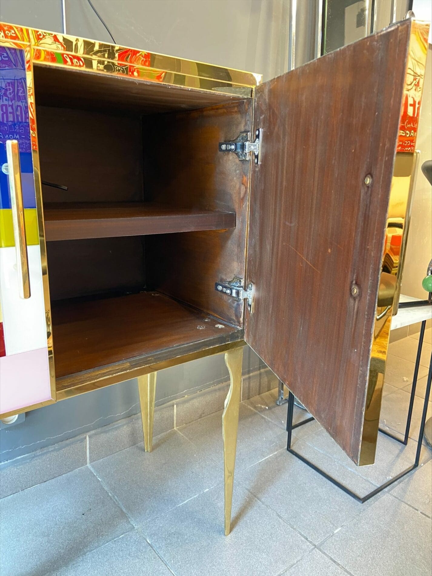 Cabinet en Laiton et Verre – Design Italien, Circa 1980