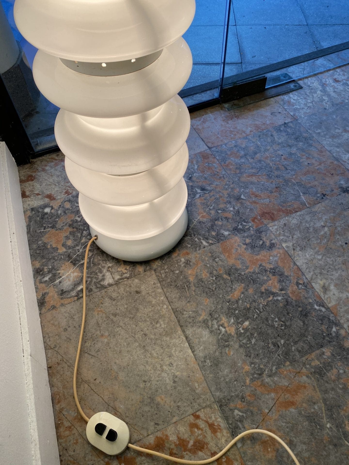 Carlo Nason – Lampe Murano blanche bilboquet