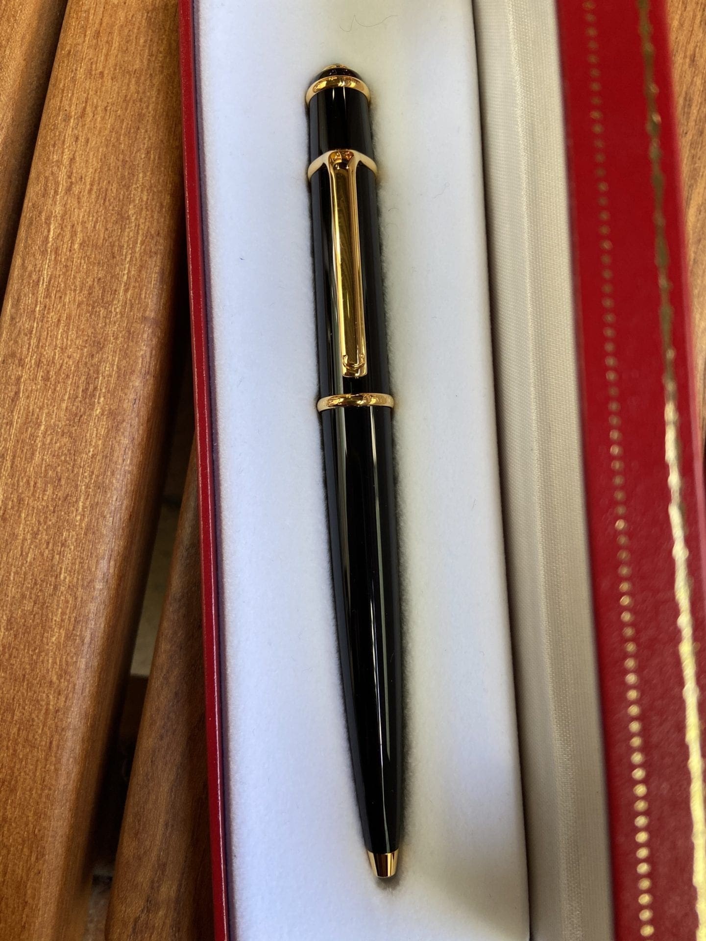 Cartier – Stylo à bille modèle “Diabolo”