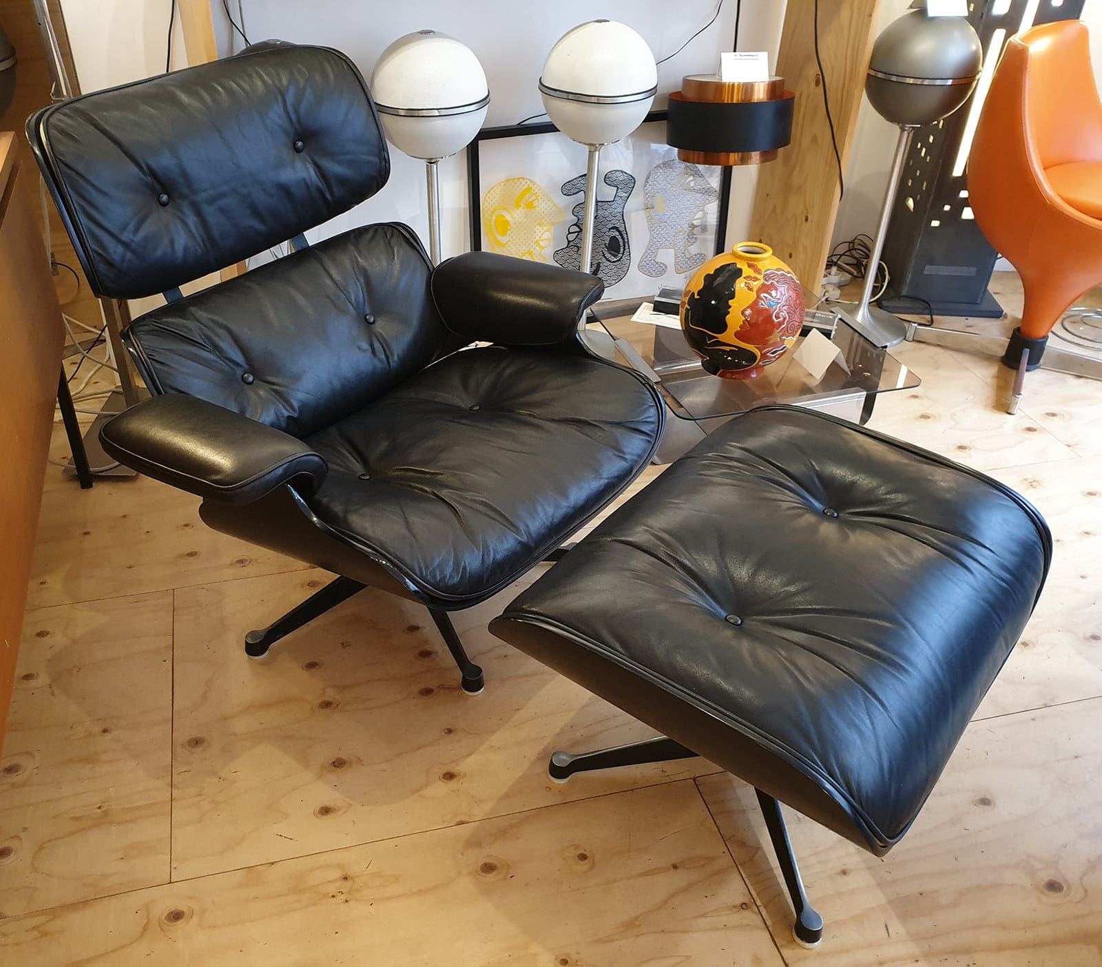 Charles Eames – Fauteuil Lounge + ottoman vintage