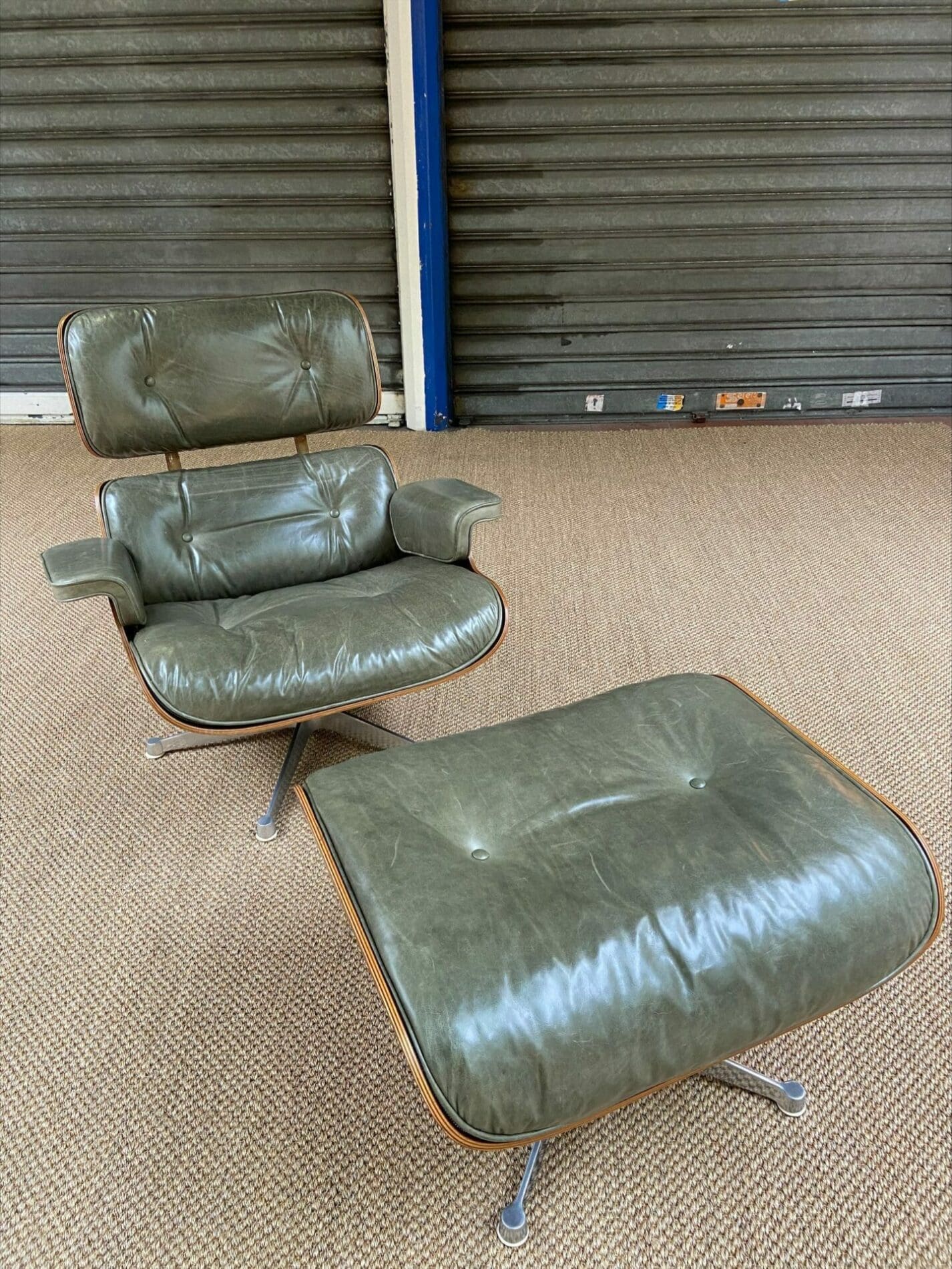 Charles Eames – Vintage Lounge chair et ottoman vert