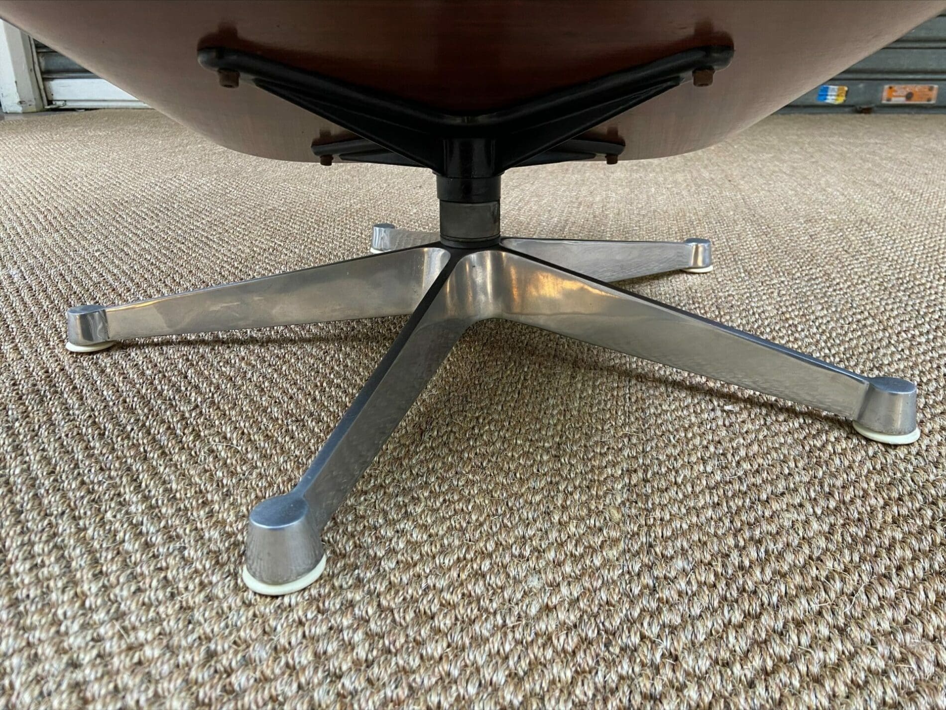 Charles Eames – Vintage Lounge chair et ottoman vert