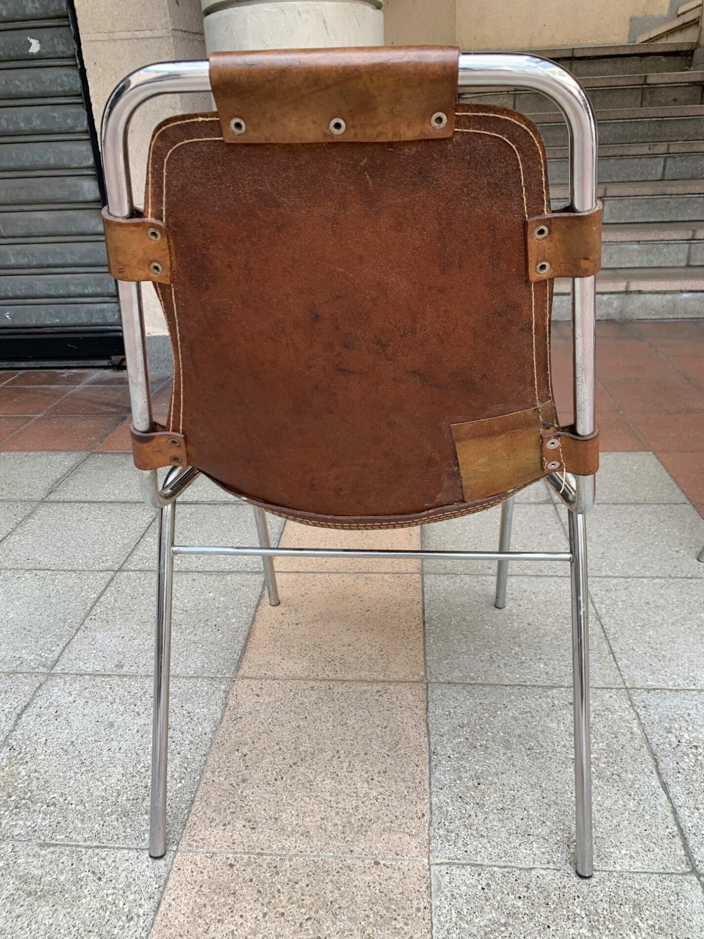 Charlotte PERRIAND – 4 chaises Les Arcs