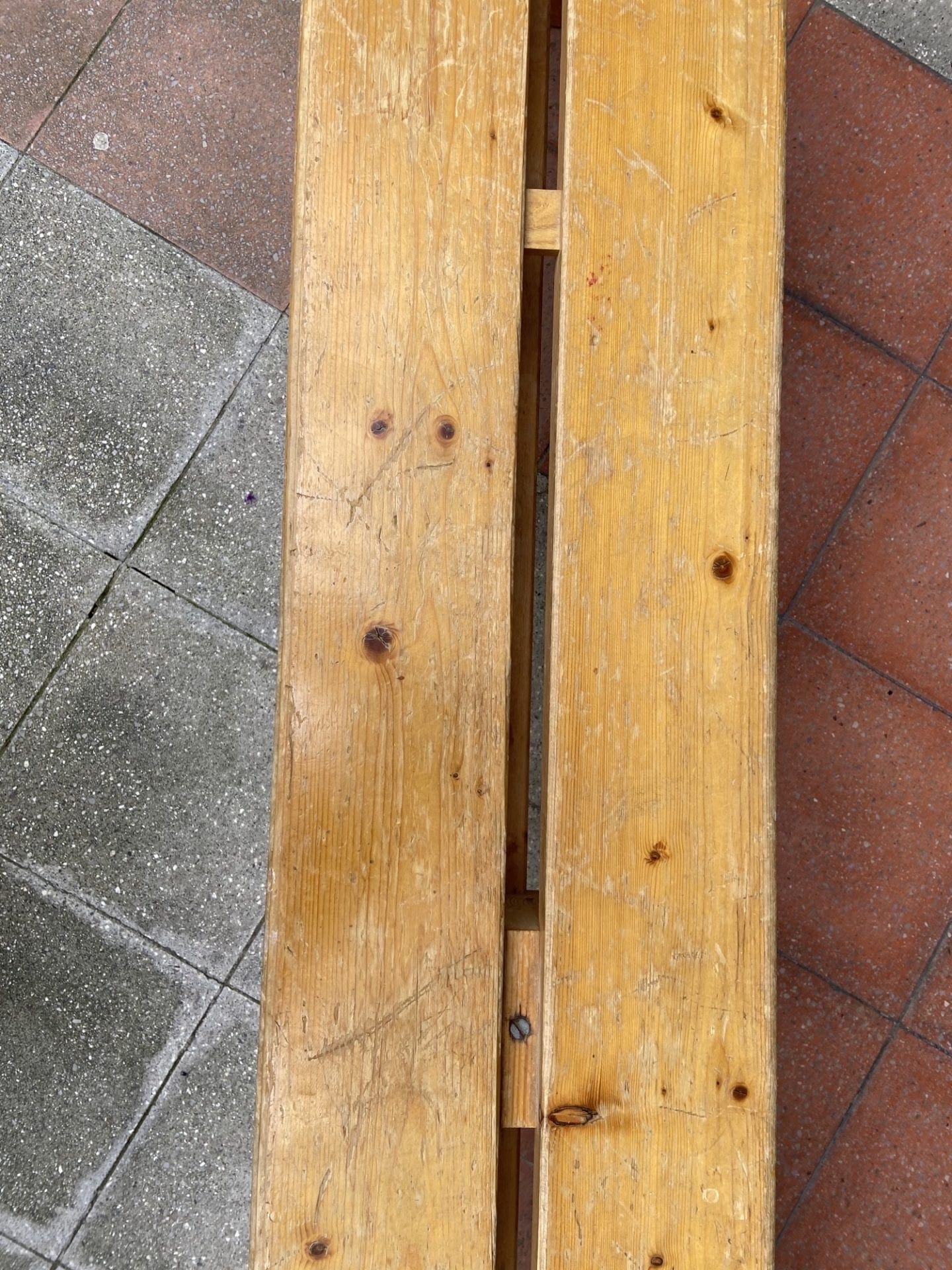 Charlotte Perriand – Banc – La station Les Arcs, Savoie