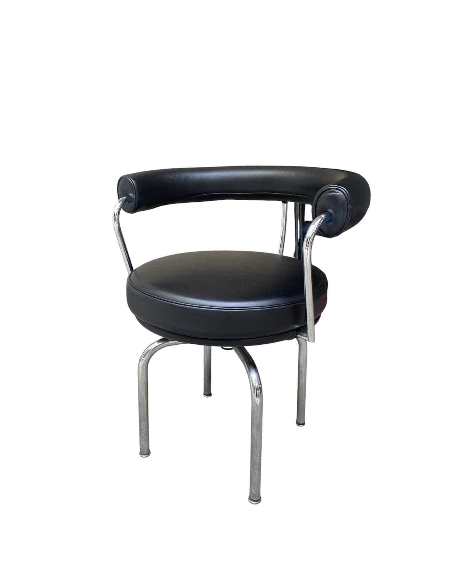 Charlotte Perriand – Chaise LC7 noire pivotante  Occasion