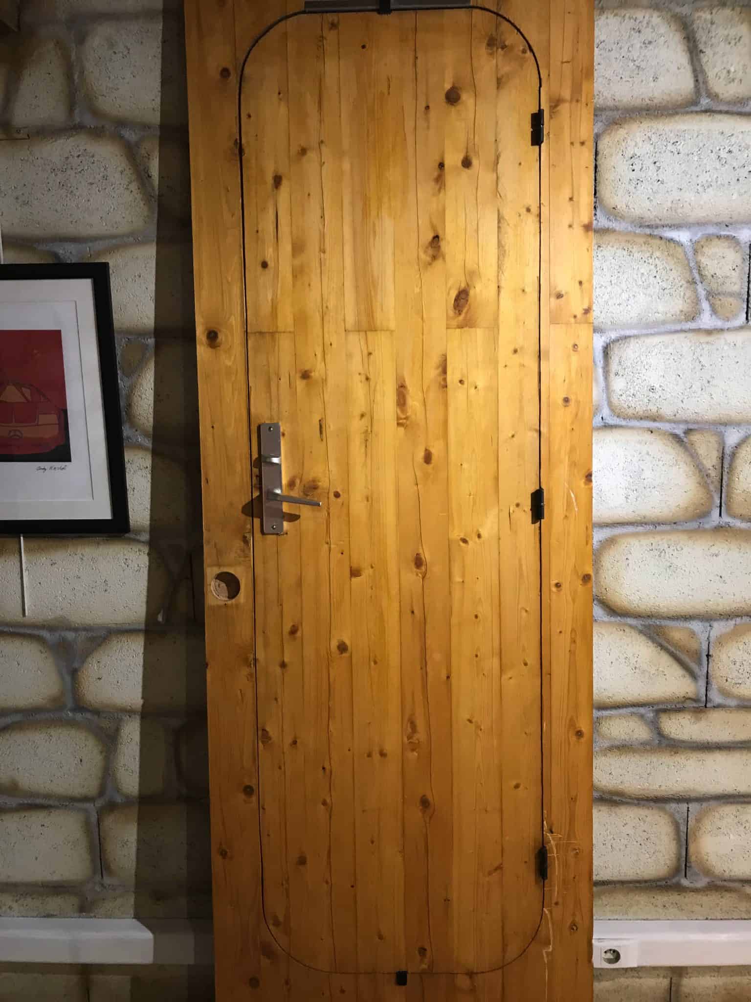 Charlotte Perriand – Porte bois LES ARCS 1600