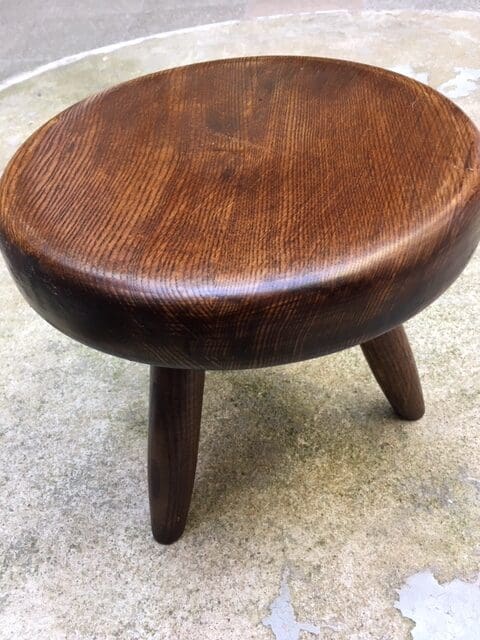 Tabouret « Berger » en Frêne – Charlotte Perriand