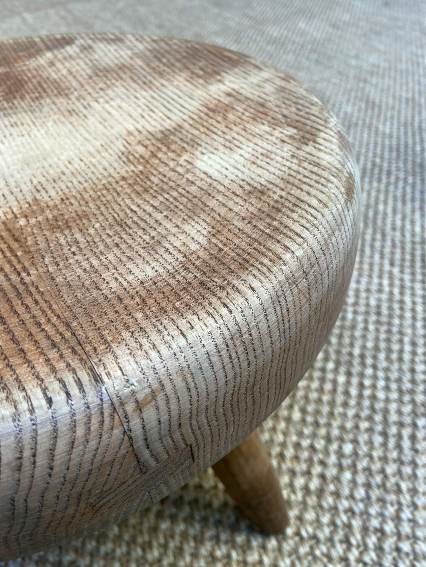 Charlotte Perriand – Tabouret berger bas frêne clair 1