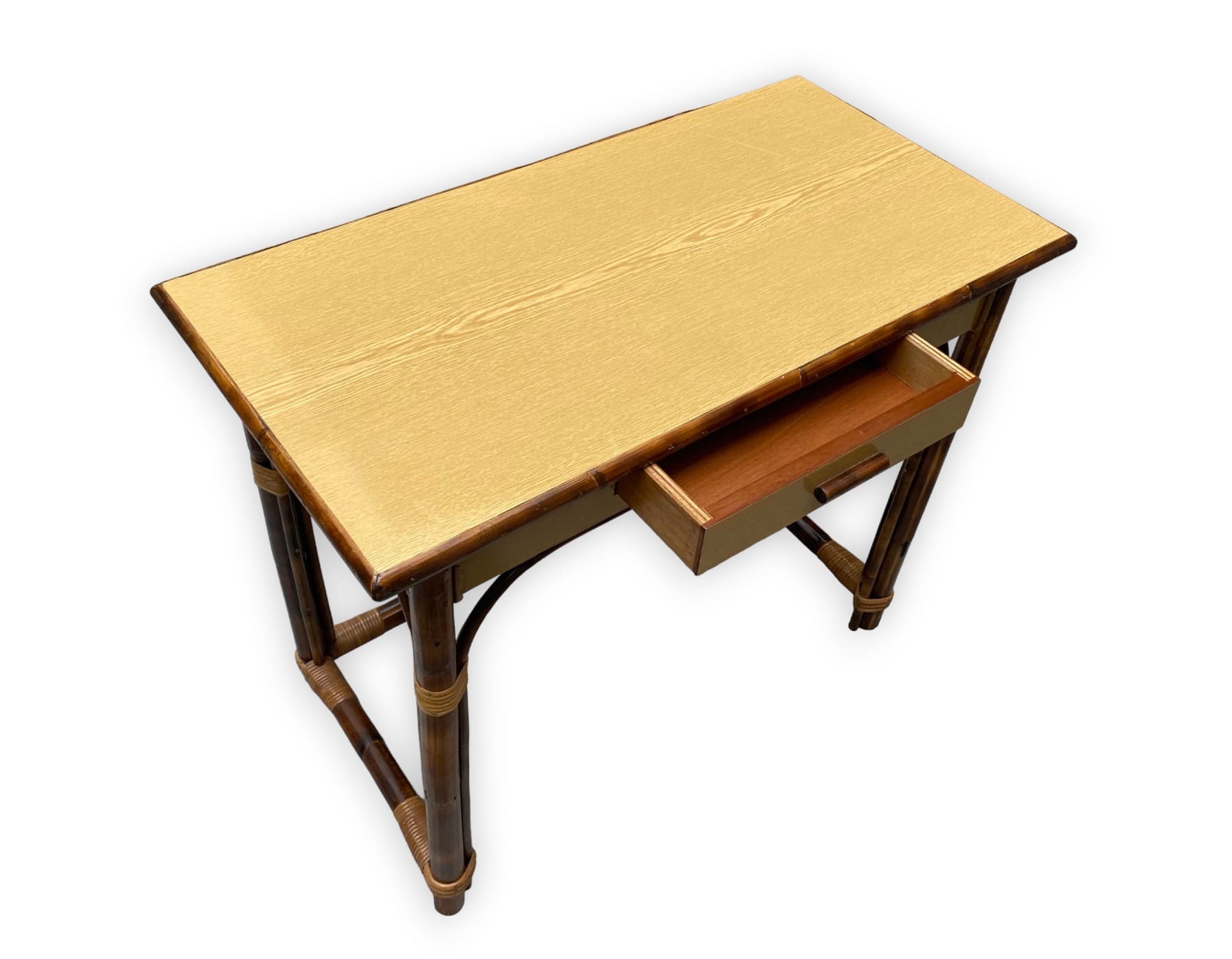Bureau Vintage en Rotin par Adrien Audoux & Frida Minet