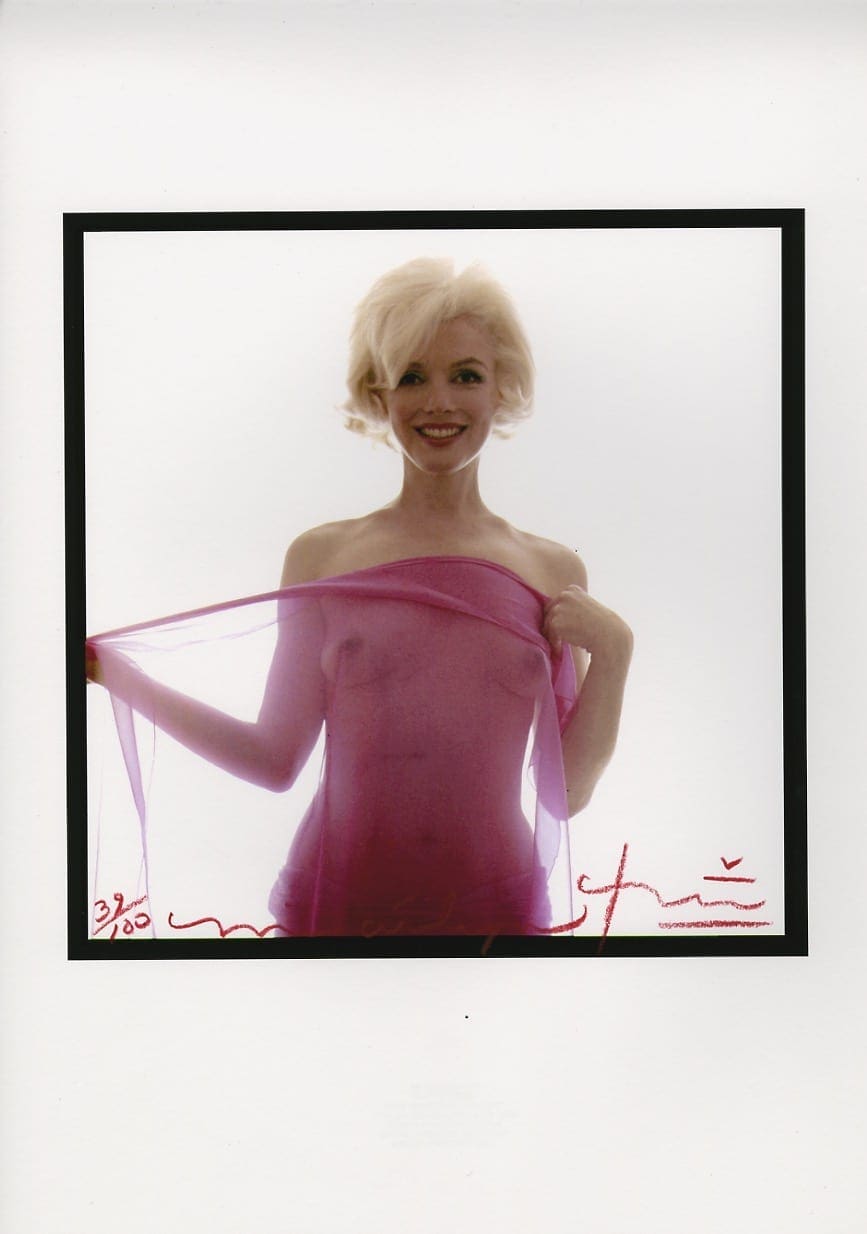 Bert Stern – Marilyn Monroe nude in the fascia scarf