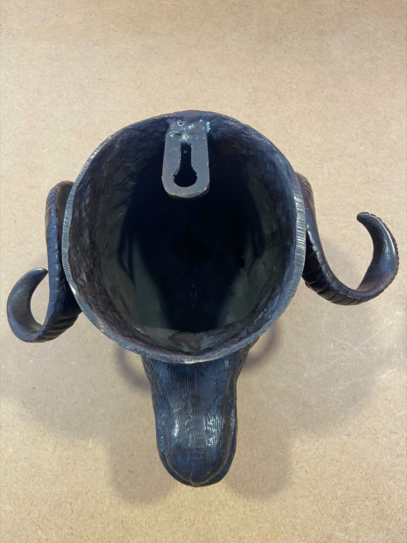 Bronze – Tête de bélier