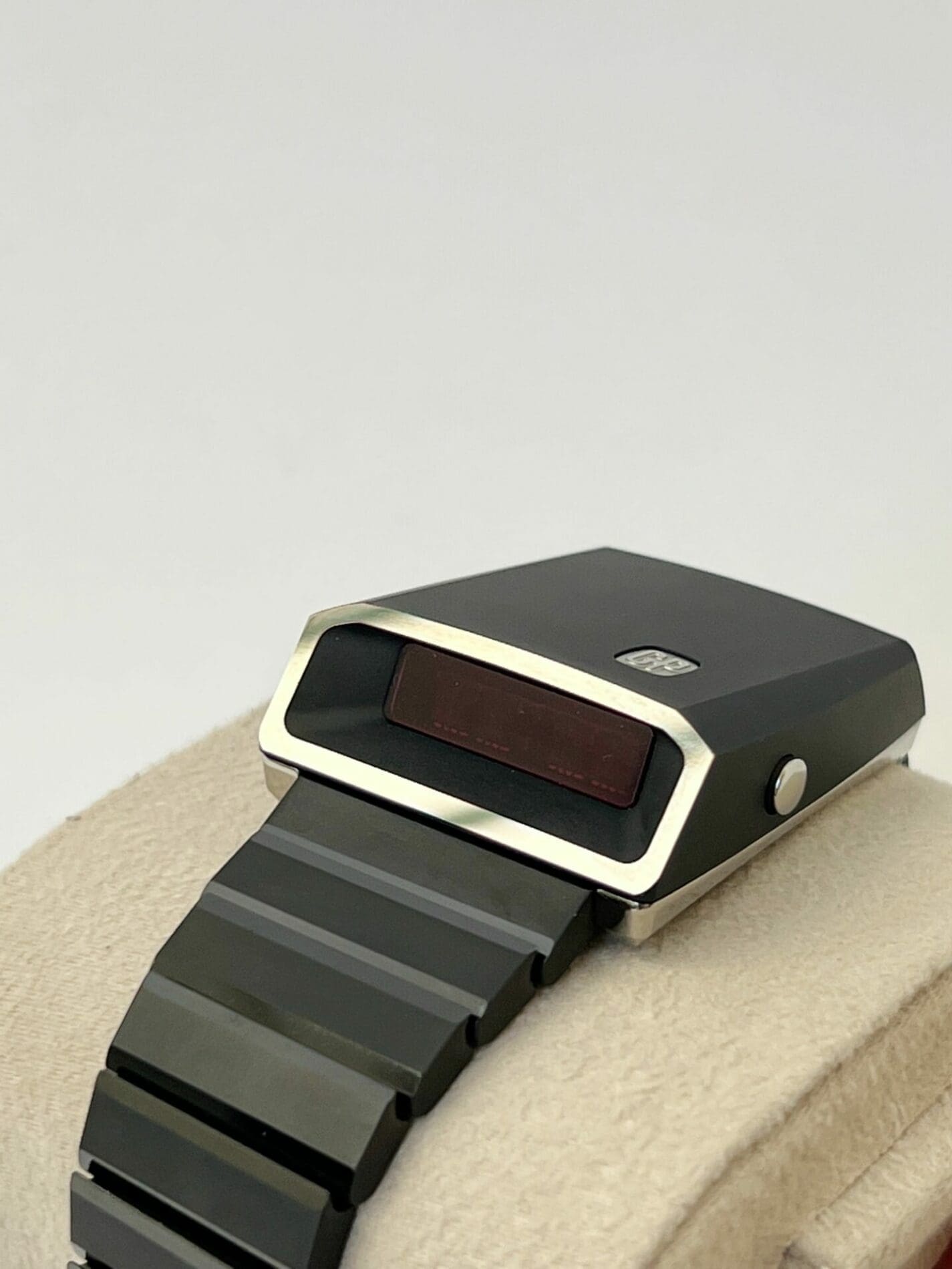 Montre 9931 – Girard Perregaux Casquette 2.O