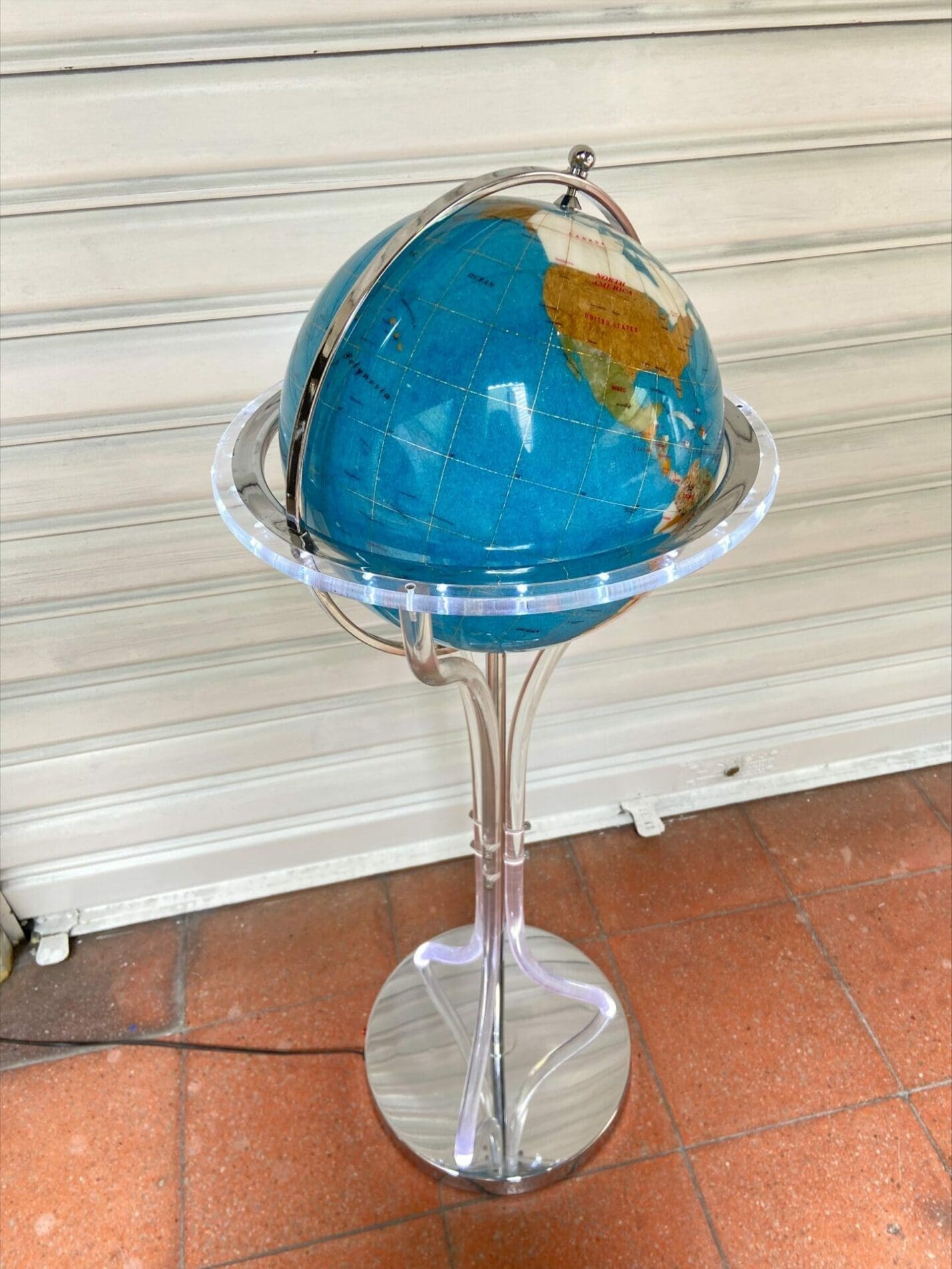 Globe Terrestre Lumineux – Design Moderne, 2015, Parfait État