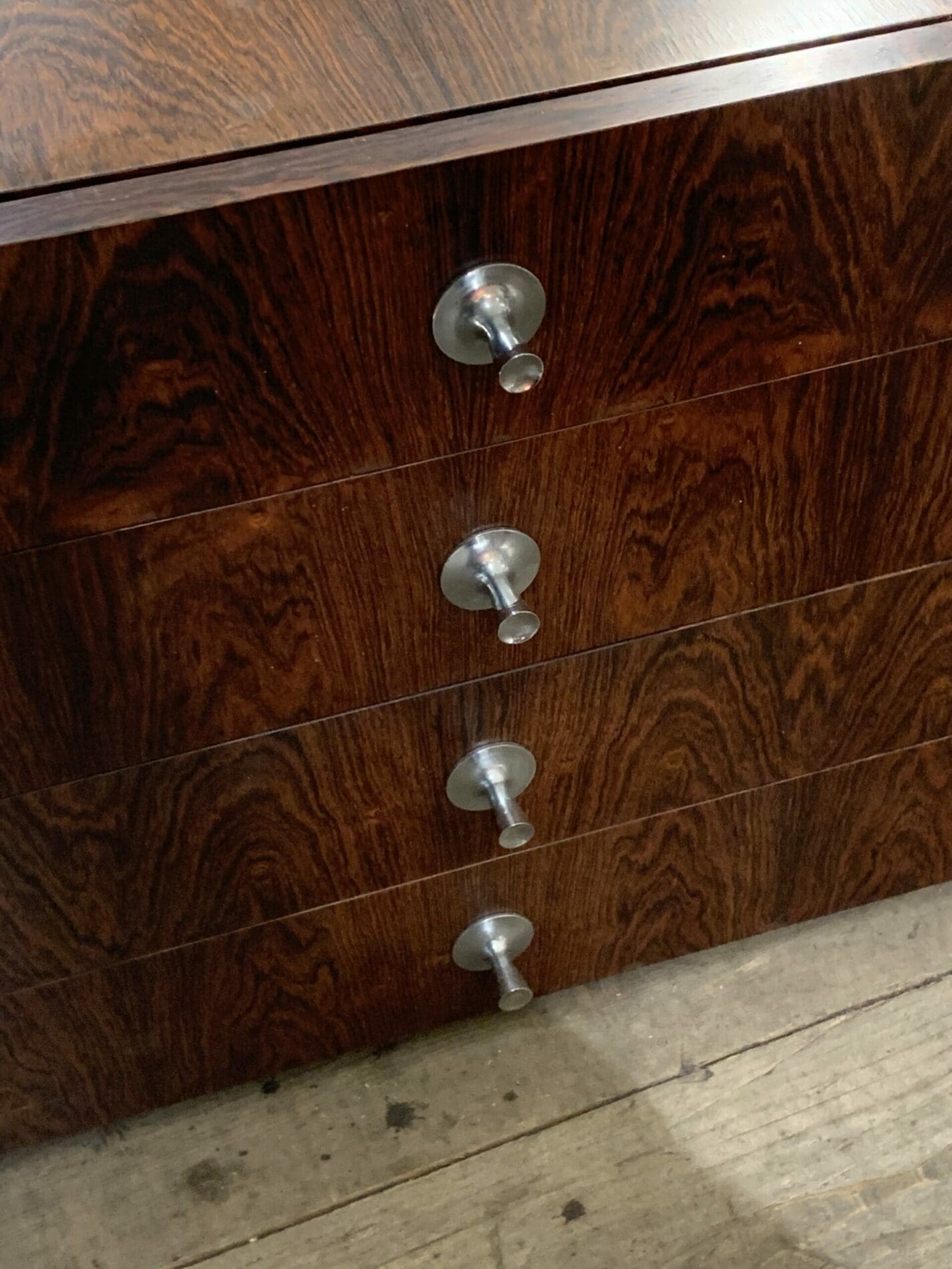 Enfilade Alain Richard modèle 800 en Palissandre de Rio – Meuble d’occasion vintage des années 60
