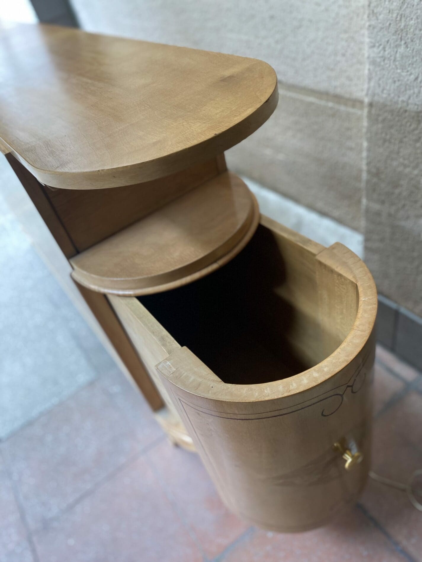 Enfilade formant Bar