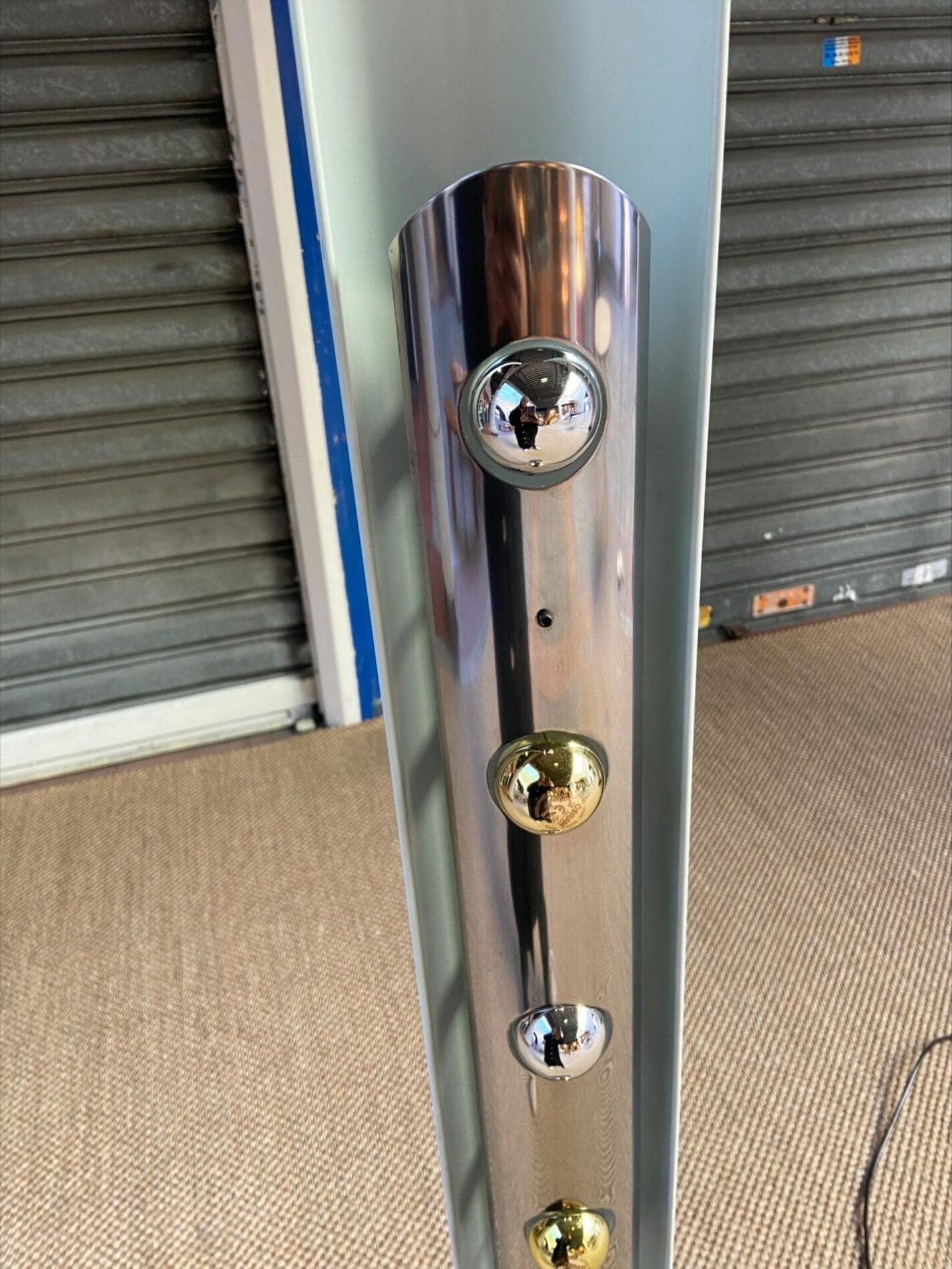 Enrico Tronconi – Lampe Totem (5 bulbes)