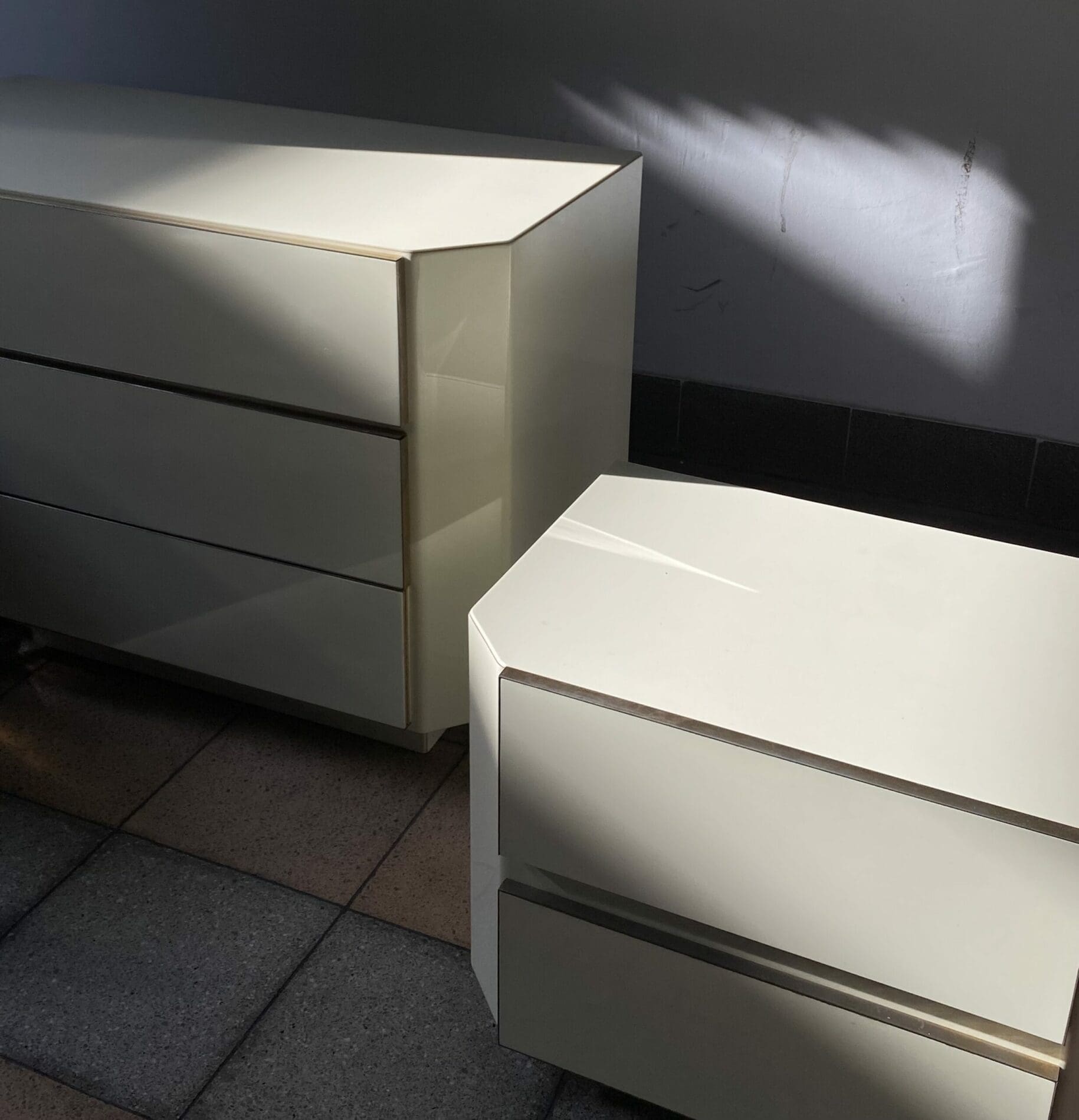 Ensemble commodes et miroir Occasion