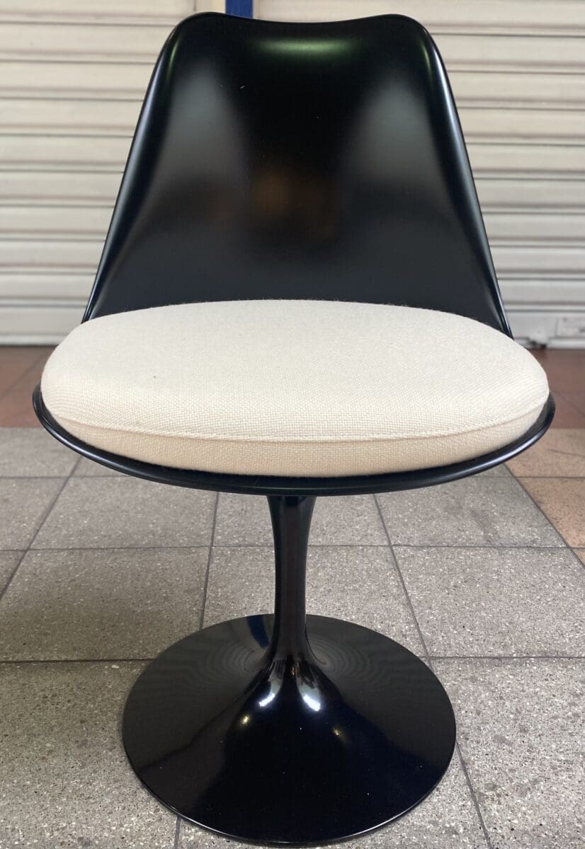 Eero Saarinen – 4 Chaises Occasion / état neuf Tulip  – Knoll International 2022