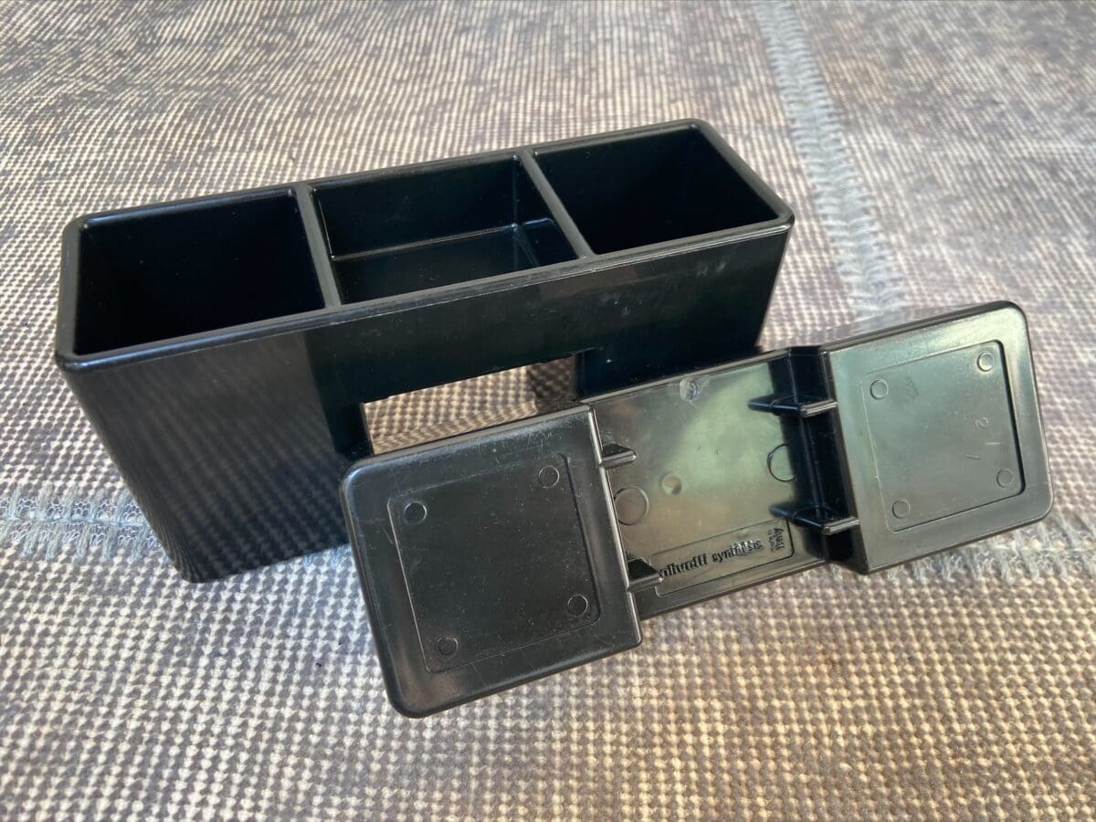 Ensemble de Bureau avec cendrier Olivetti par Ettore Sottsass – Circa 1970