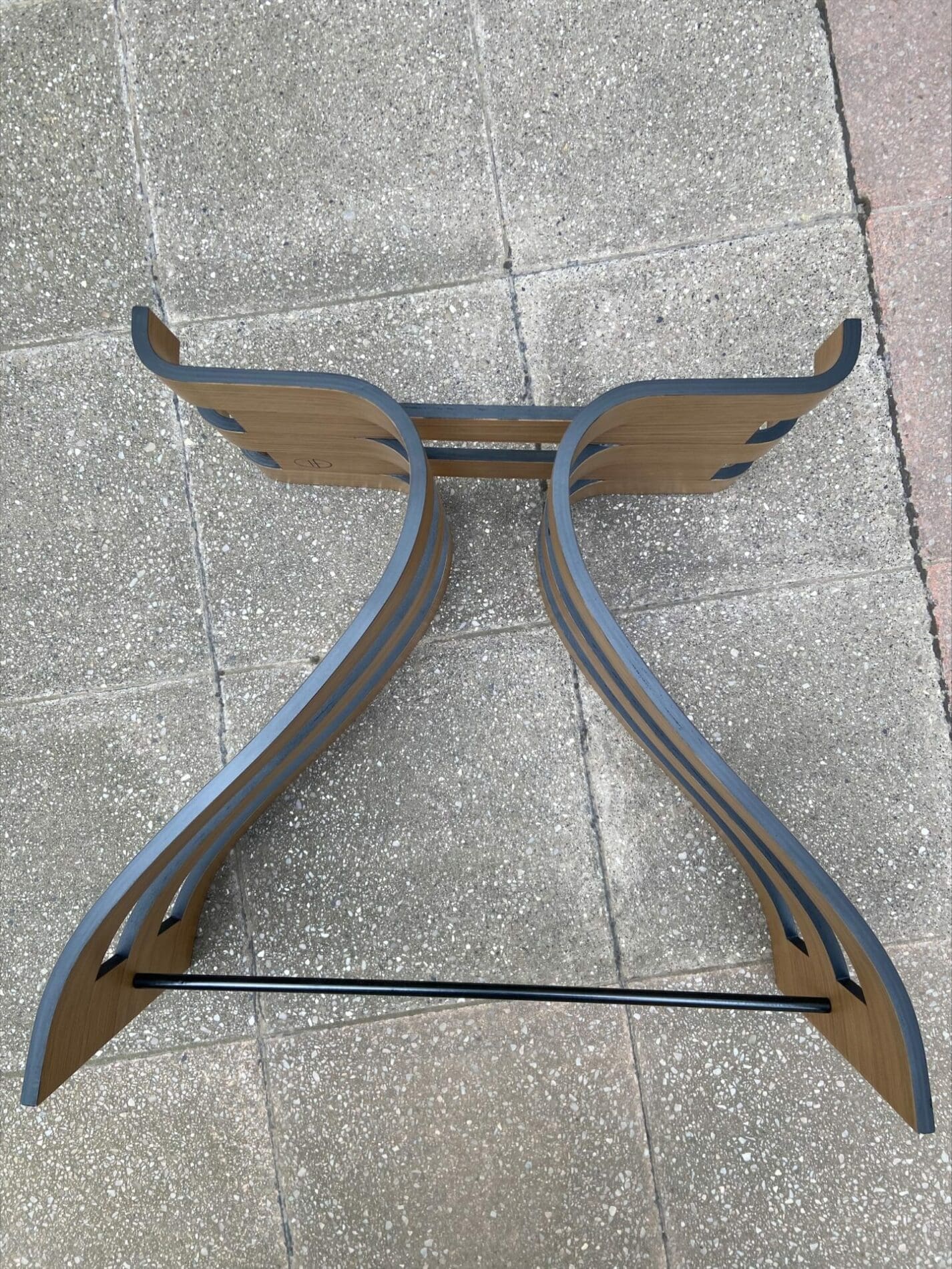 Fanny Laure GL – Tabouret Butt & Roll