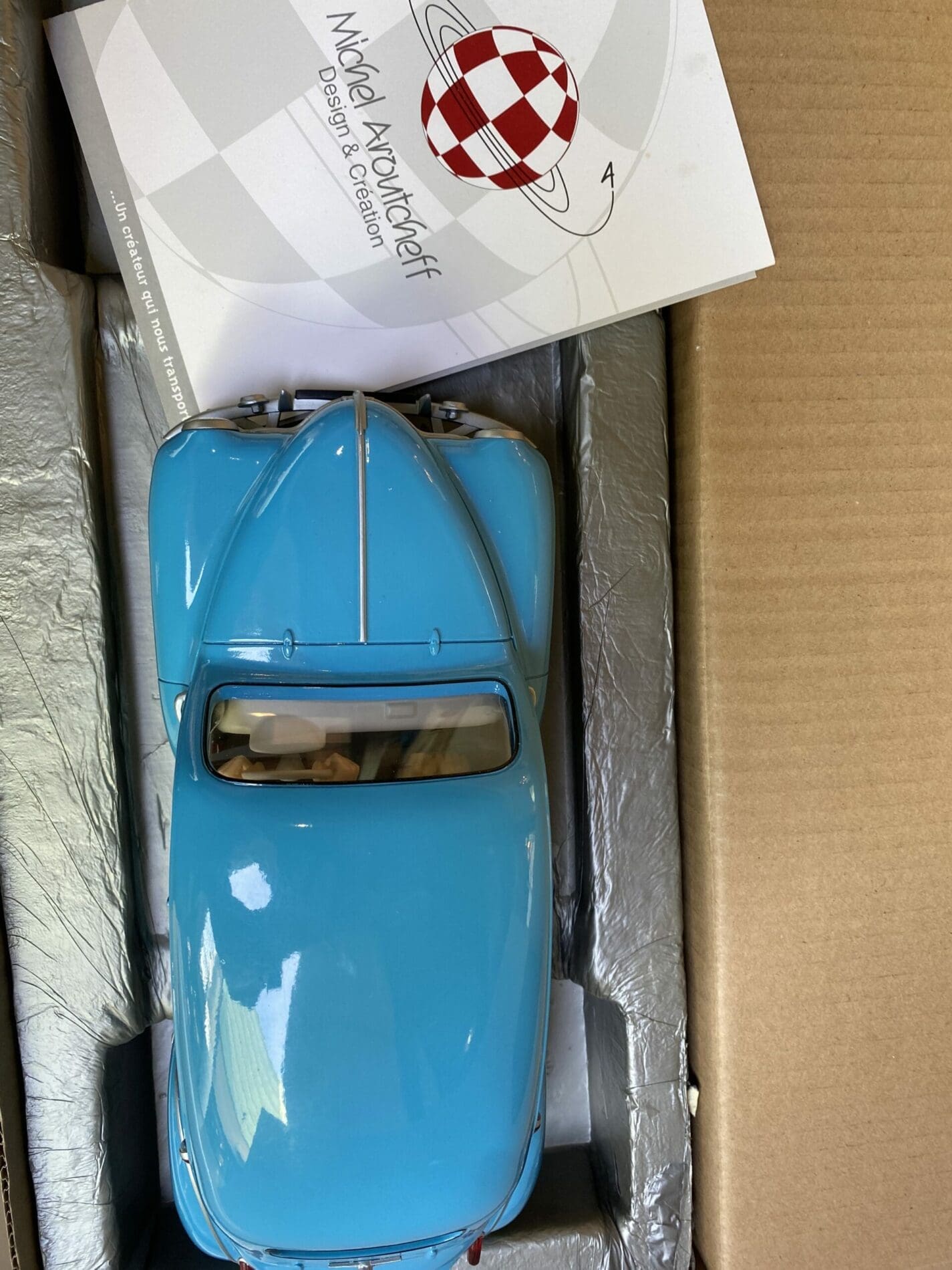 Figurine Aroutcheff Tillieux Gil Jourdan Renault 4CV 1958 (077/233)