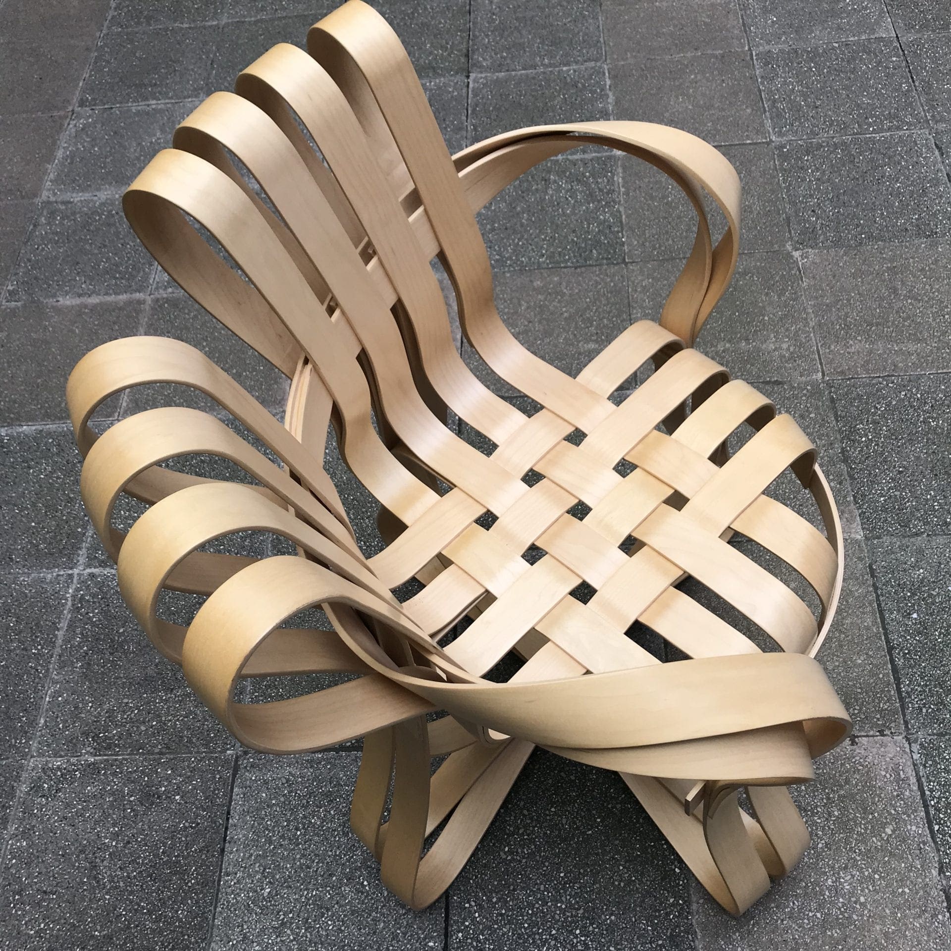 Franck Gehry – Cross Check Chair