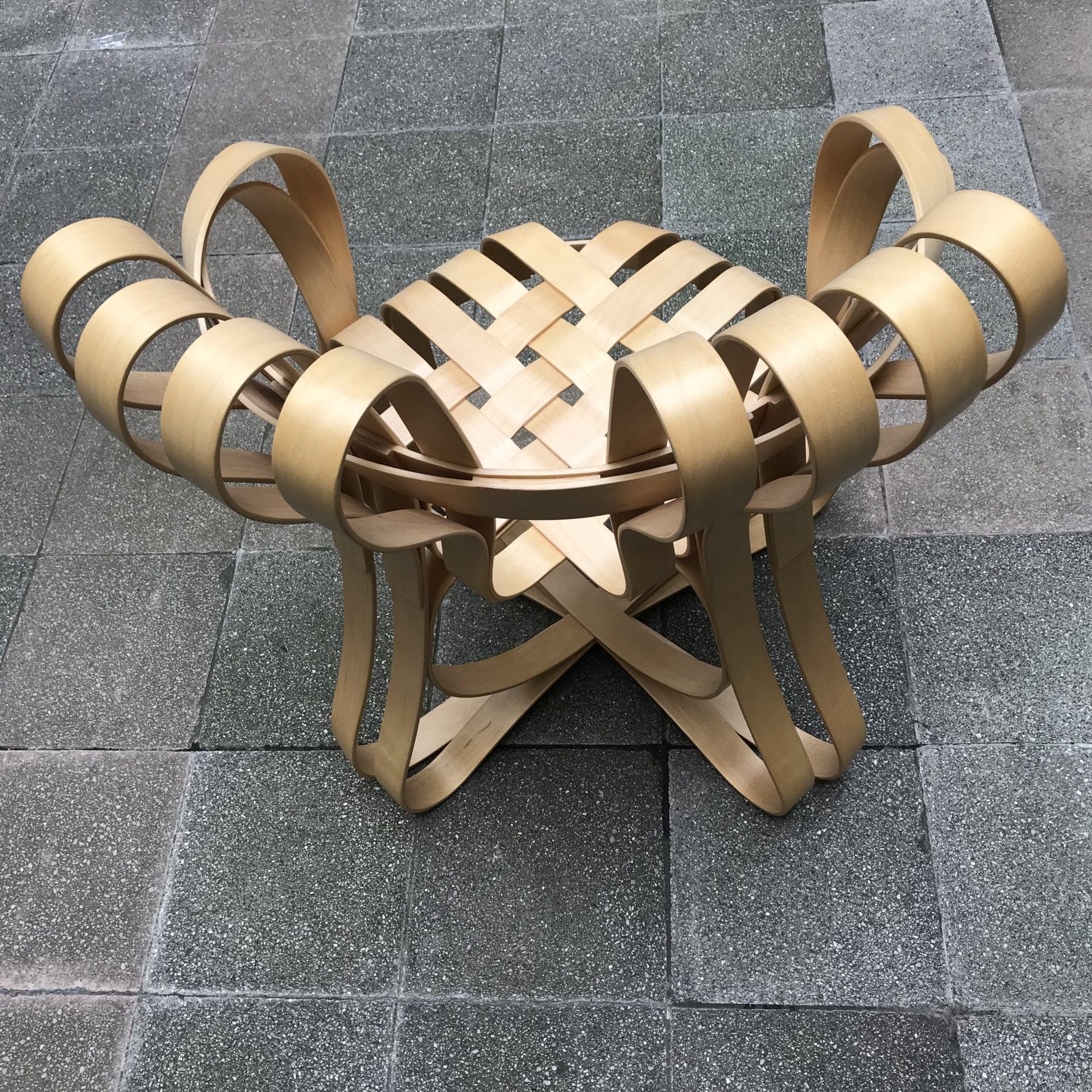 Franck Gehry – Cross Check Chair