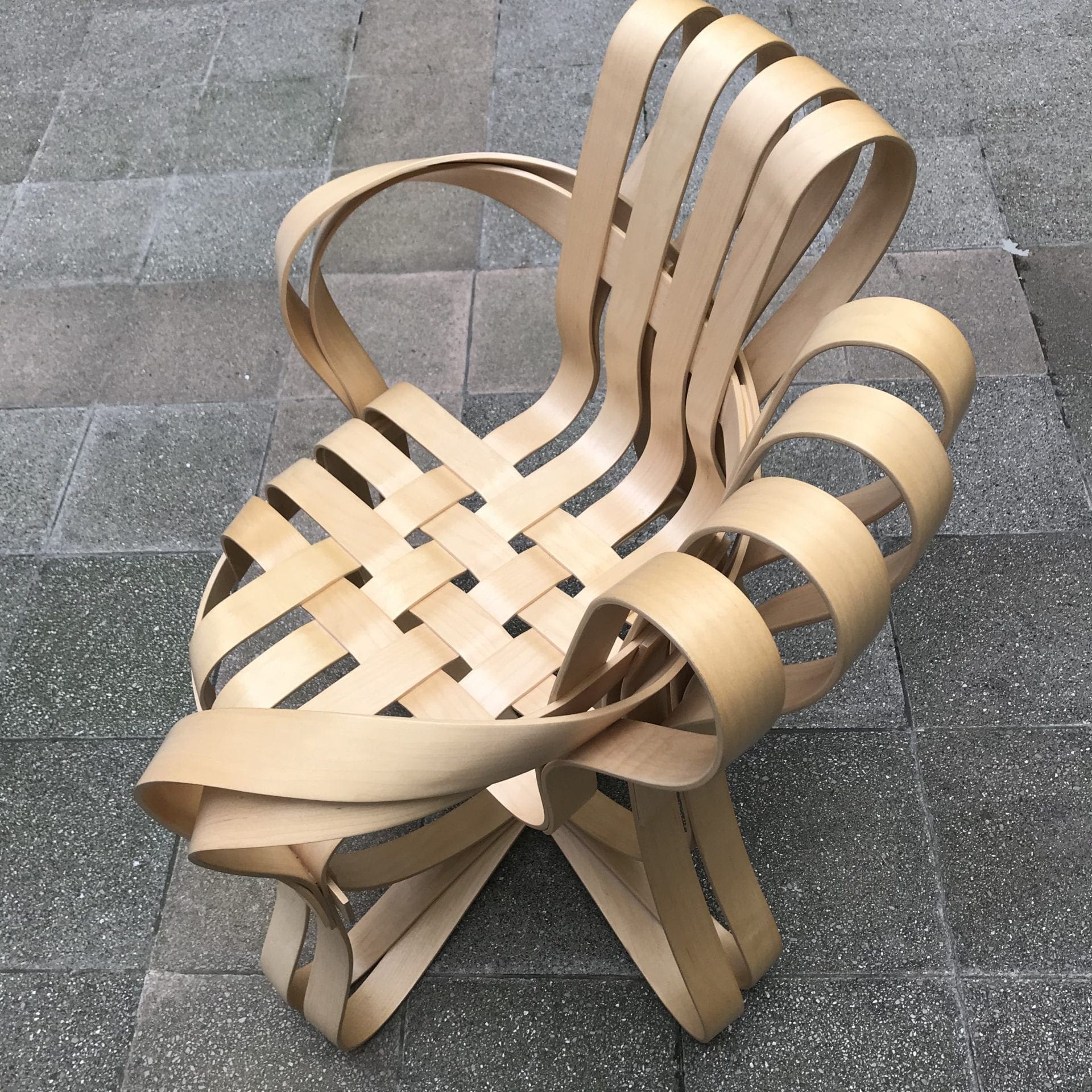 Franck Gehry – Cross Check Chair
