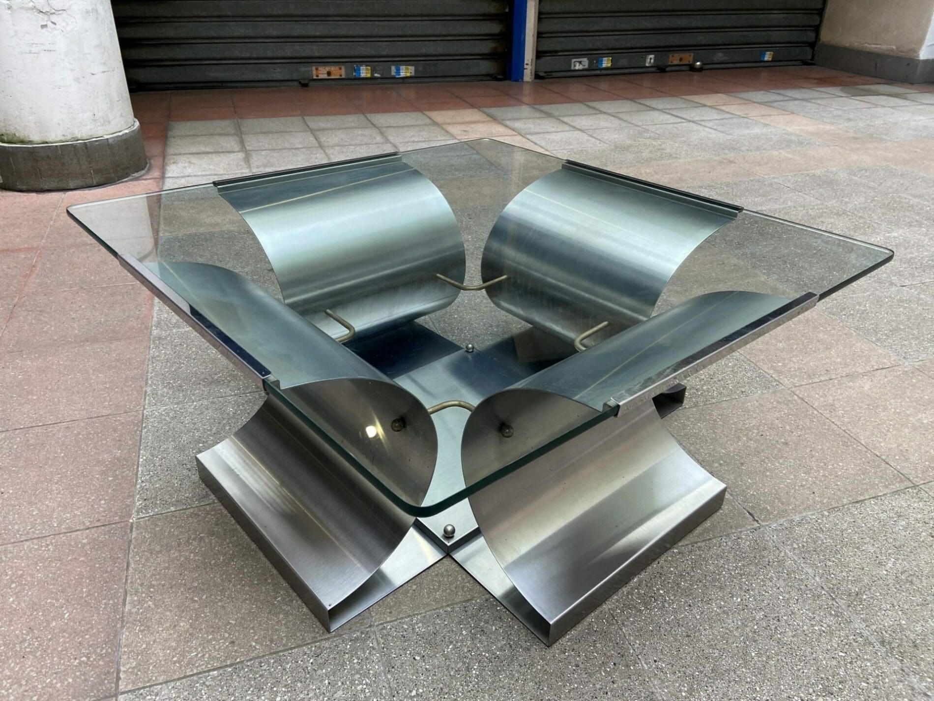 François Monnet pour Kappa – Table Basse en Acier et Verre