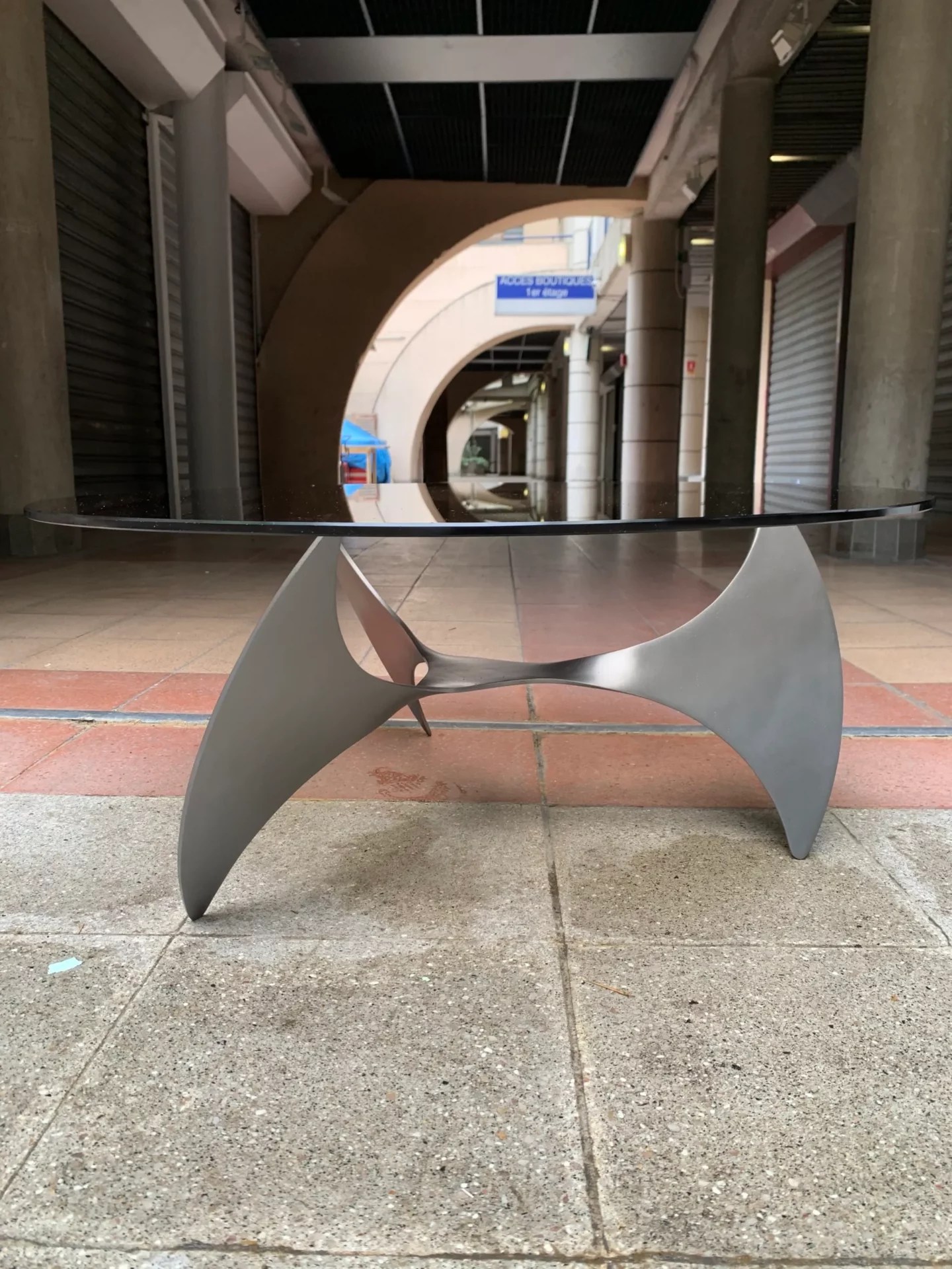 Knut Hesterberg – Table basse « Propeller » ou Hélice