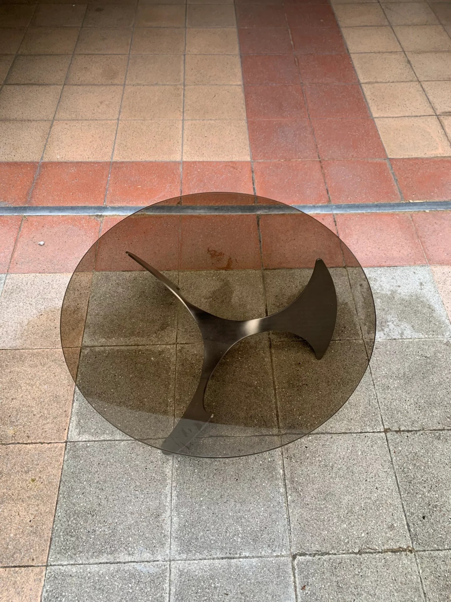 Knut Hesterberg – Table basse « Propeller » ou Hélice
