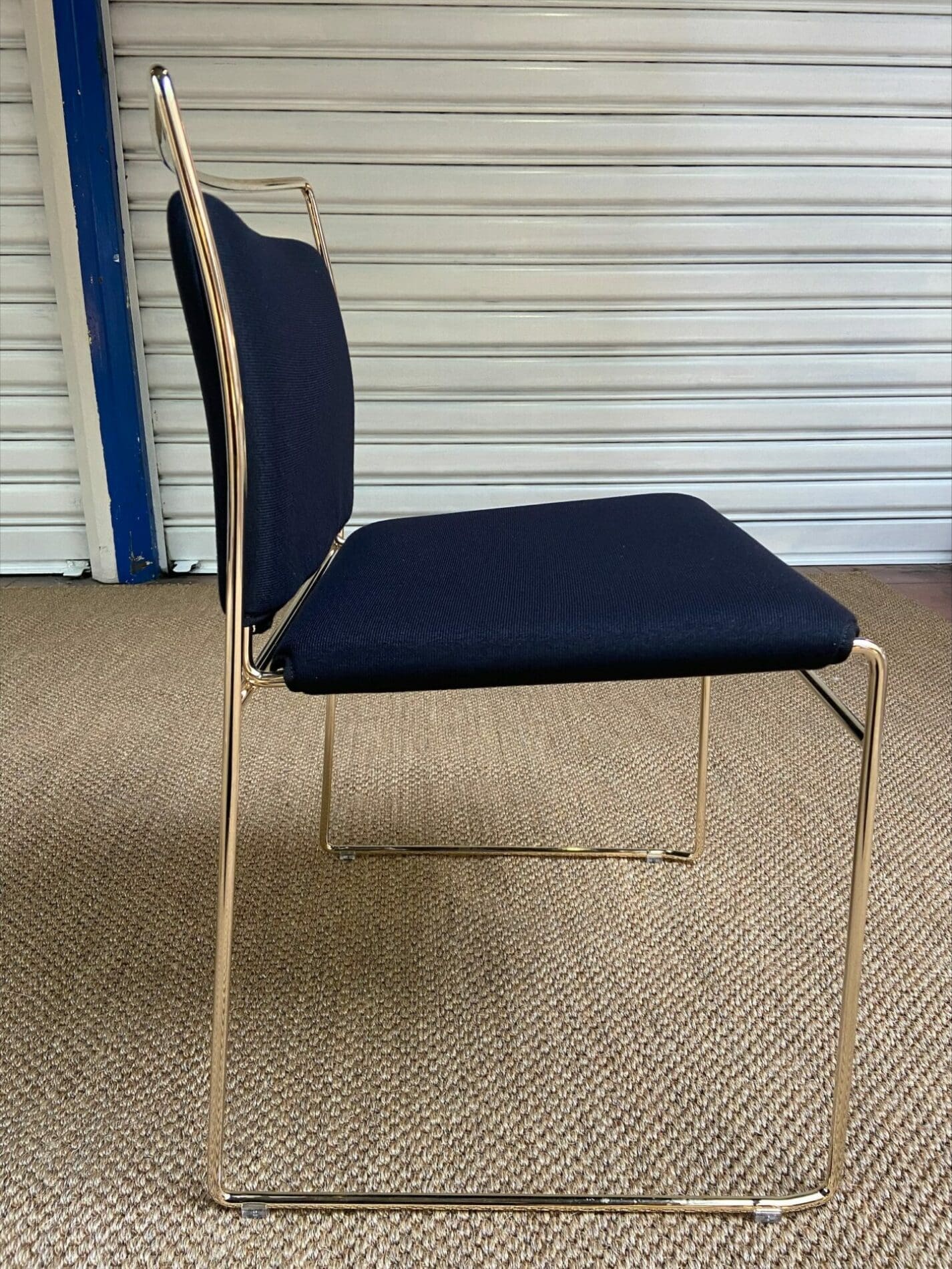 Kazuhide Takahama – 3 chaises Tulu doré