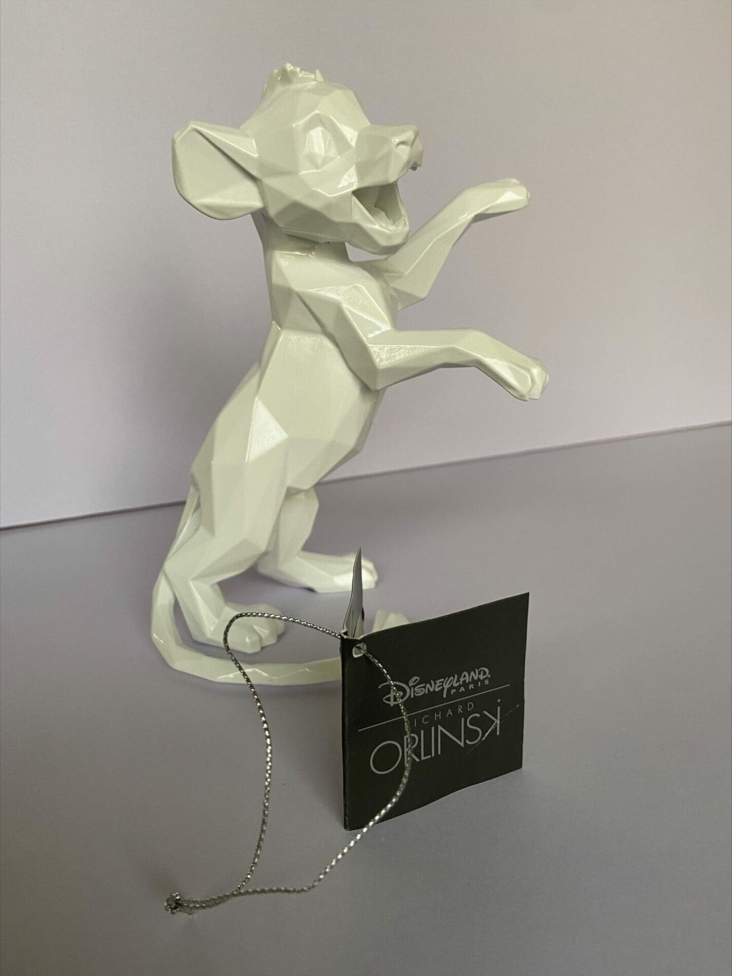 Orlinski x Disneyland Paris – Simba blanc