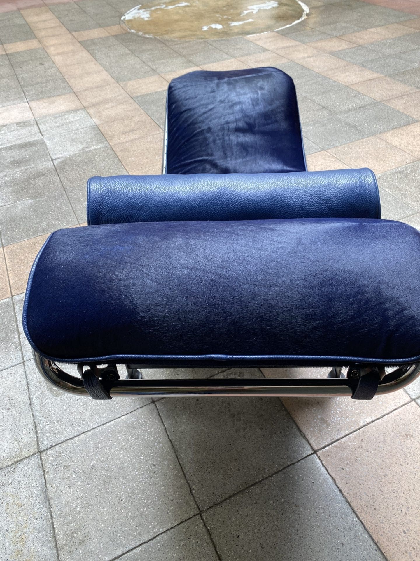 Le Corbusier/ Charlotte Perriand – LC4 – Occasion Rare