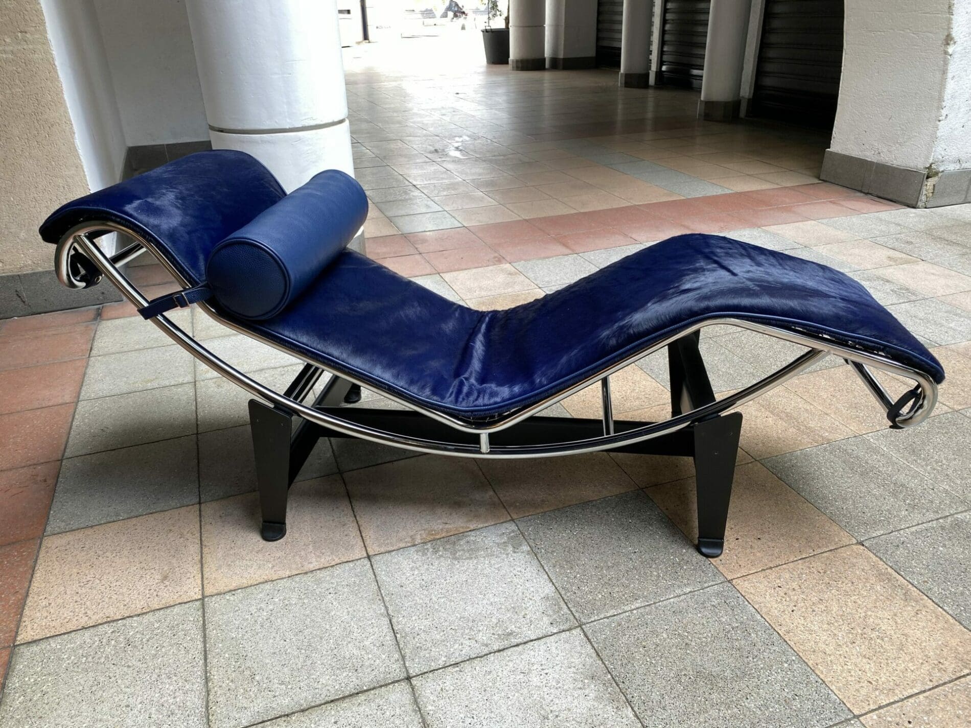 Le Corbusier/ Charlotte Perriand – LC4 – Occasion Rare