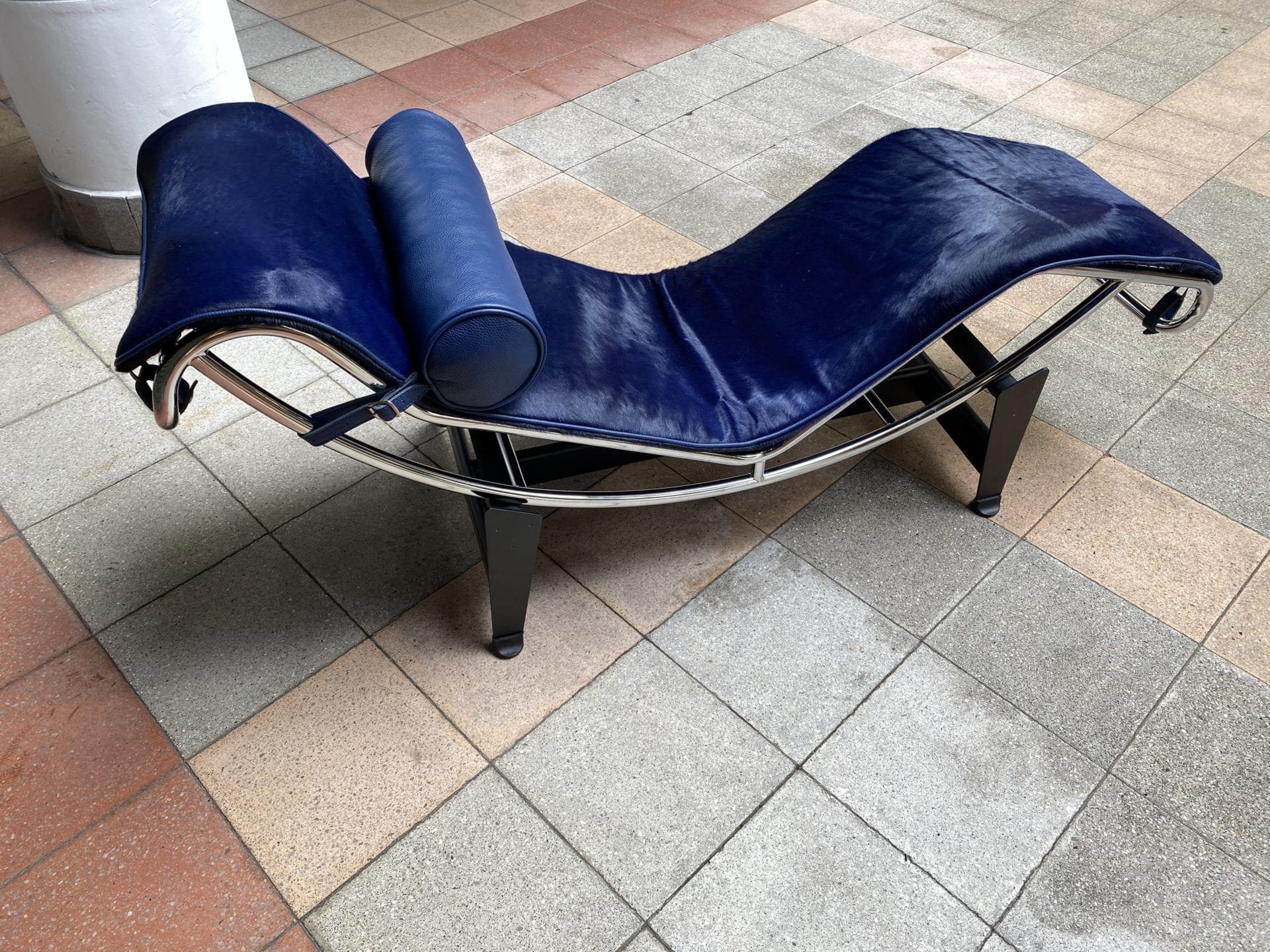 Le Corbusier/ Charlotte Perriand – LC4 – Occasion Rare