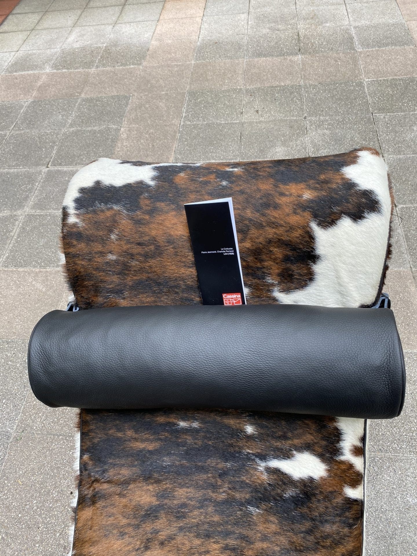 Le Corbusier / Charlotte Perriand – LC4 peau de vache