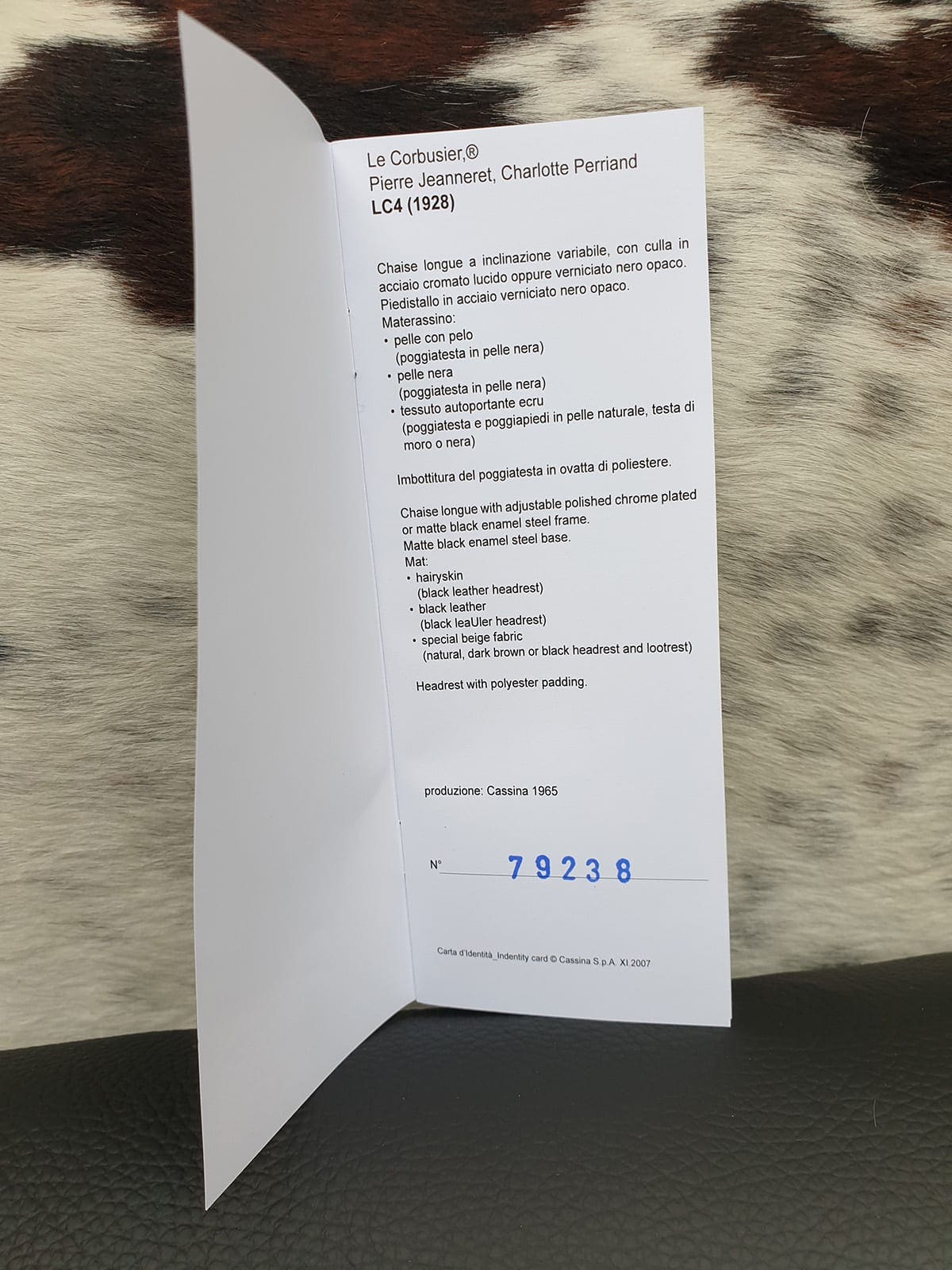 Le Corbusier / Charlotte Perriand – LC4 – Peau de Vache