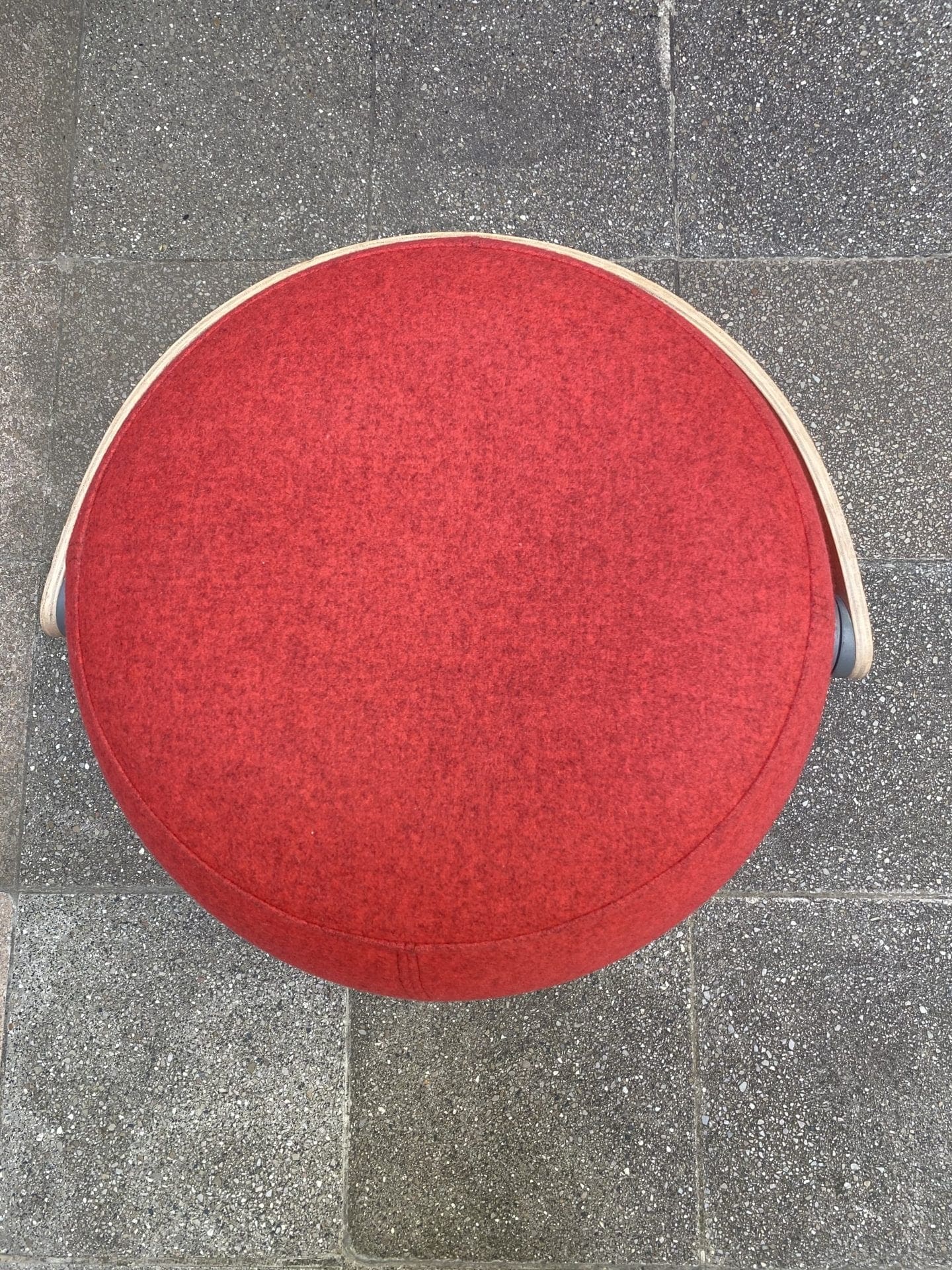 Mattias Stenberg – Offect – Carry on Pouf